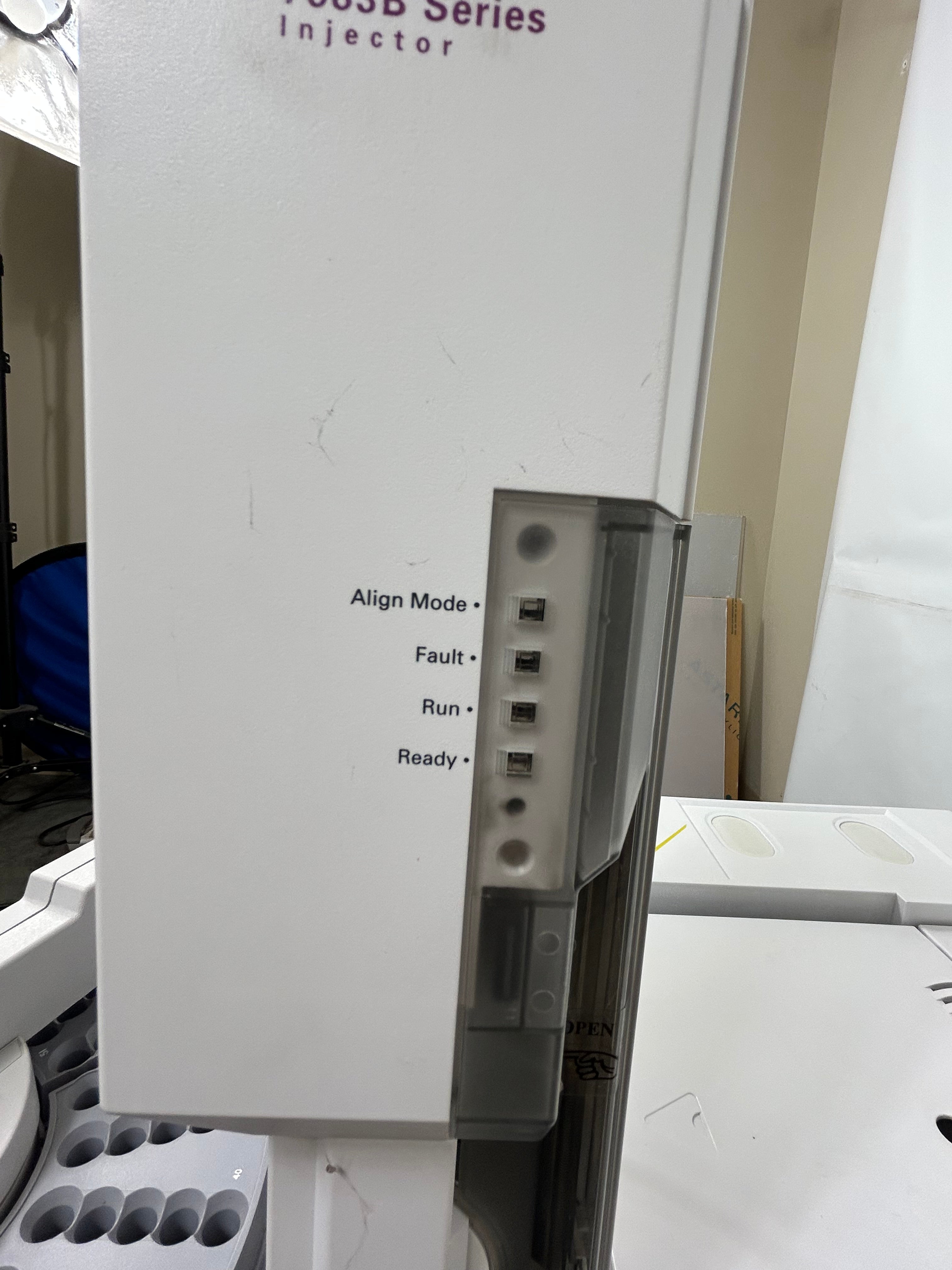 Agilent 6890N Gas Chromatography GC System with Agilent 7683B Automatic Liquid Sampler