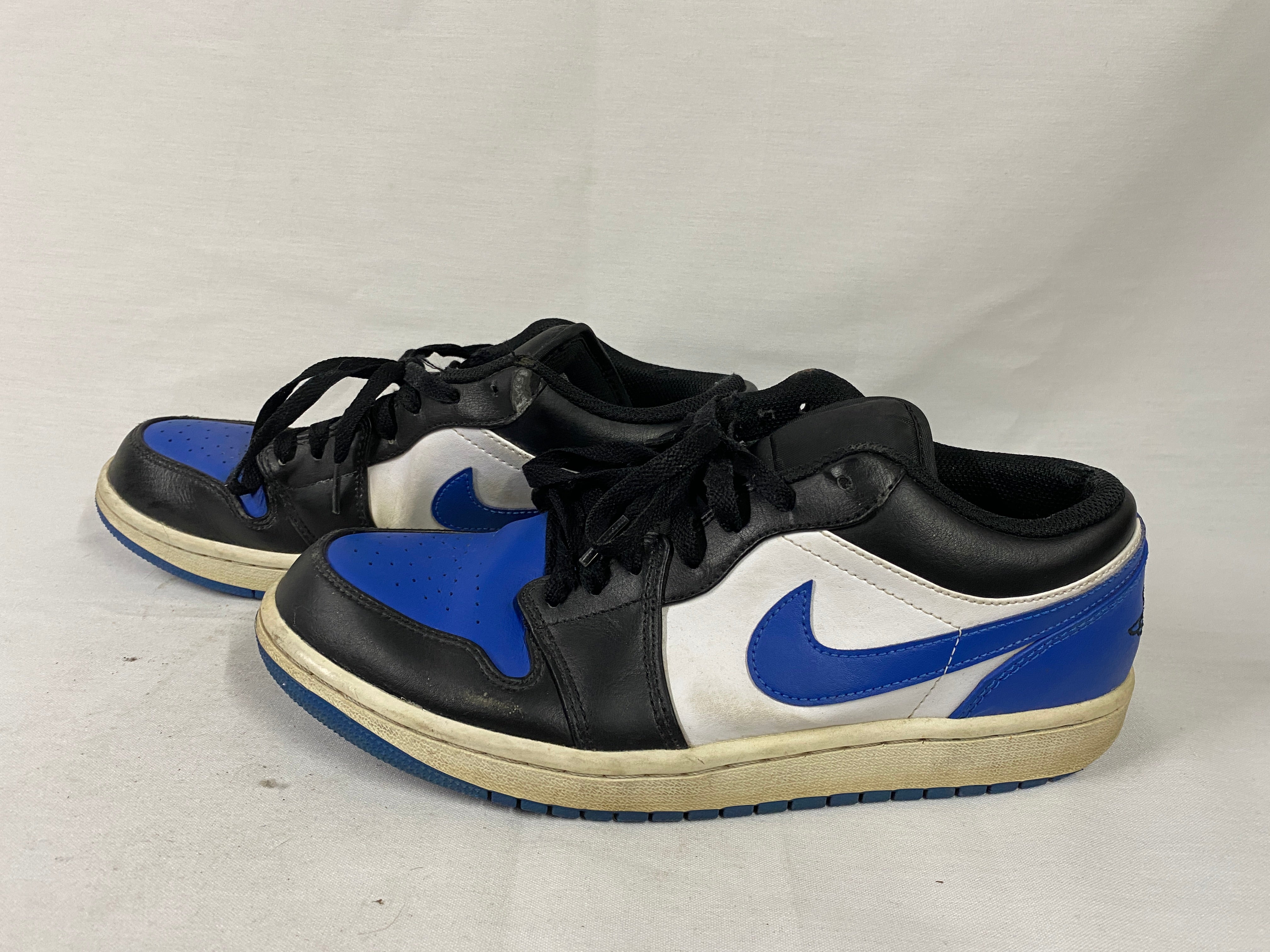 Air Jordan 1 Low "Aternate Royal Toe" Men's Size 9