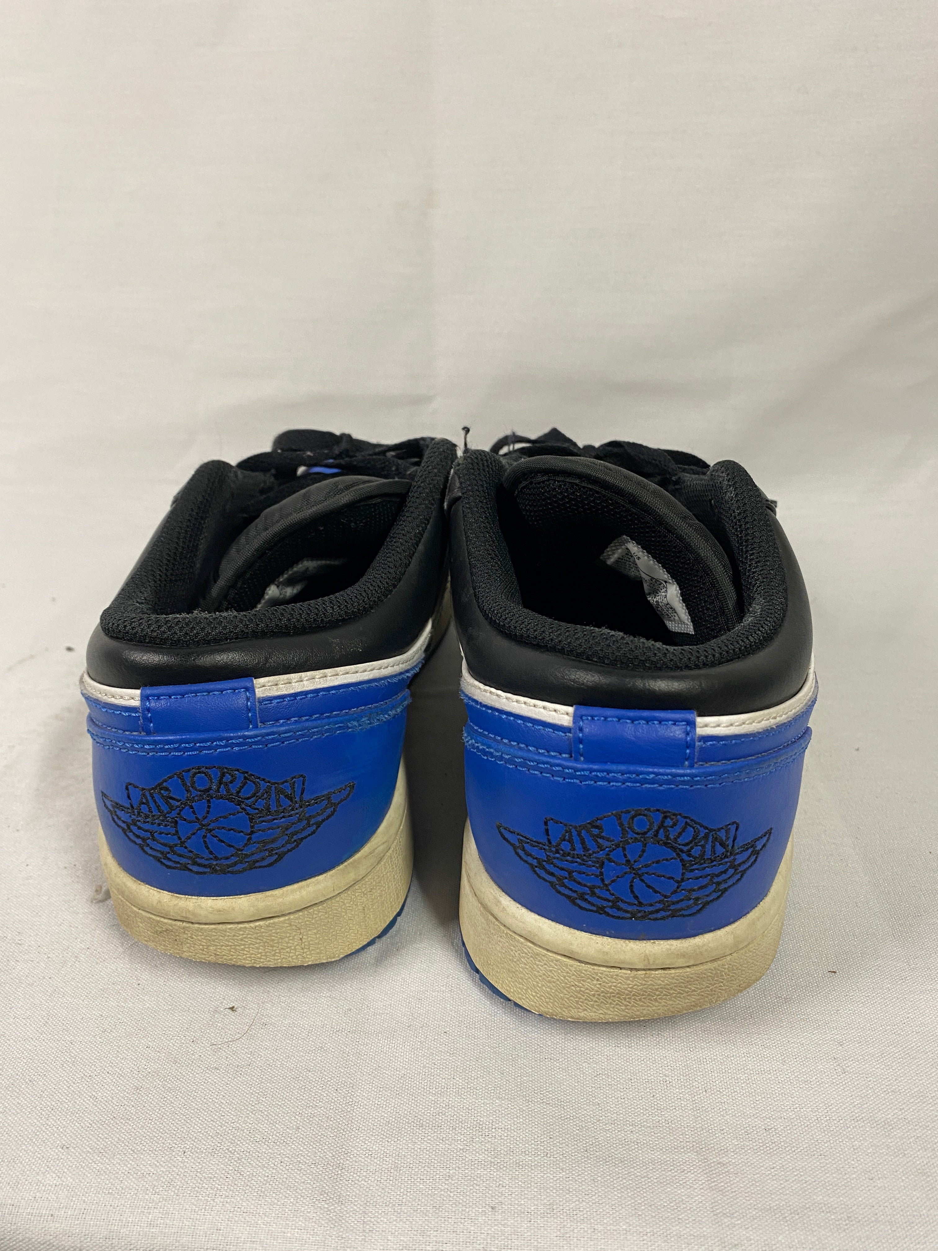 Air Jordan 1 Low "Aternate Royal Toe" Men's Size 9