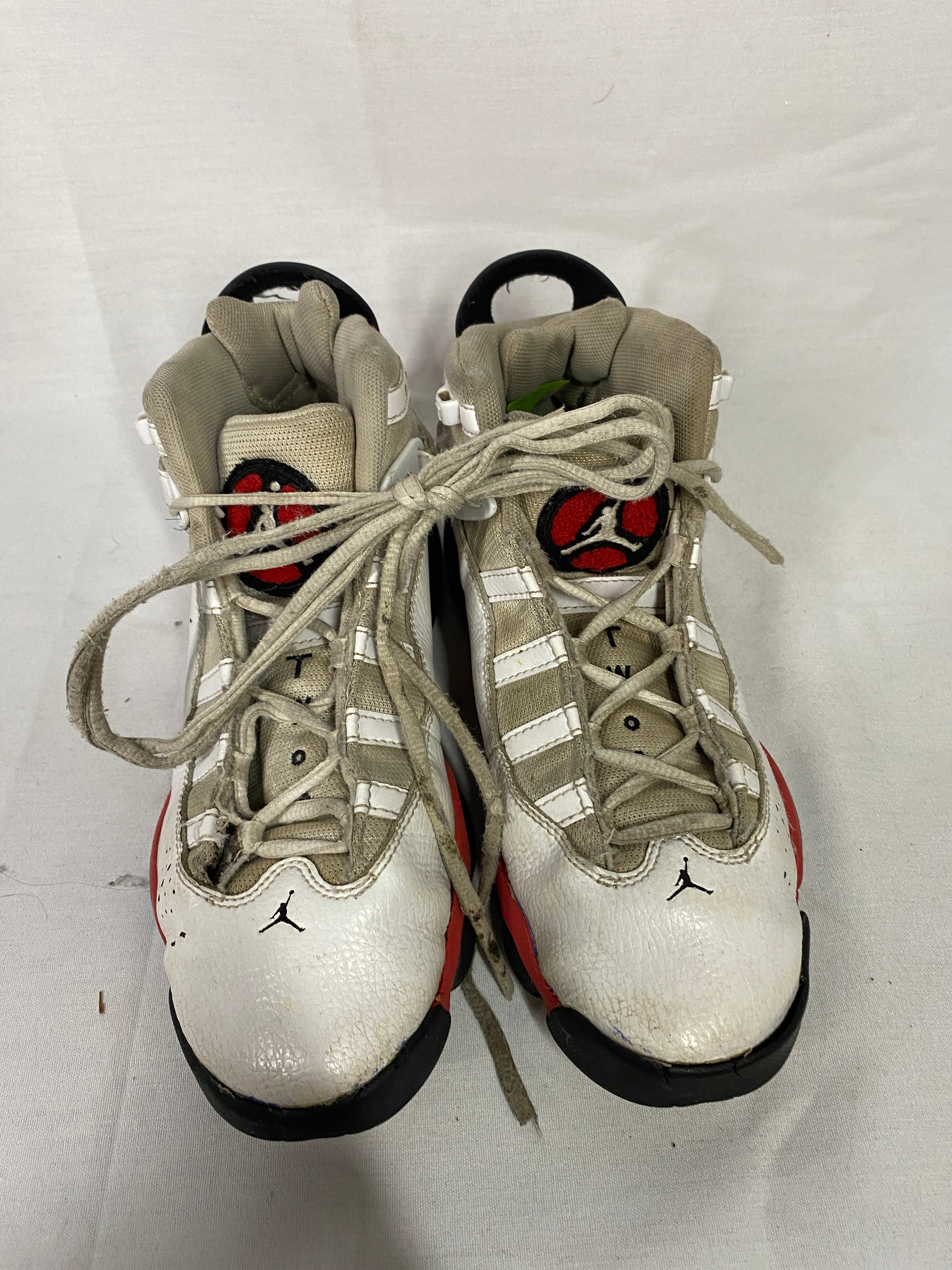 Air Jordan 6 Rings Boys High Top Sneakers in White, Red, and Black Boys Size 7Y