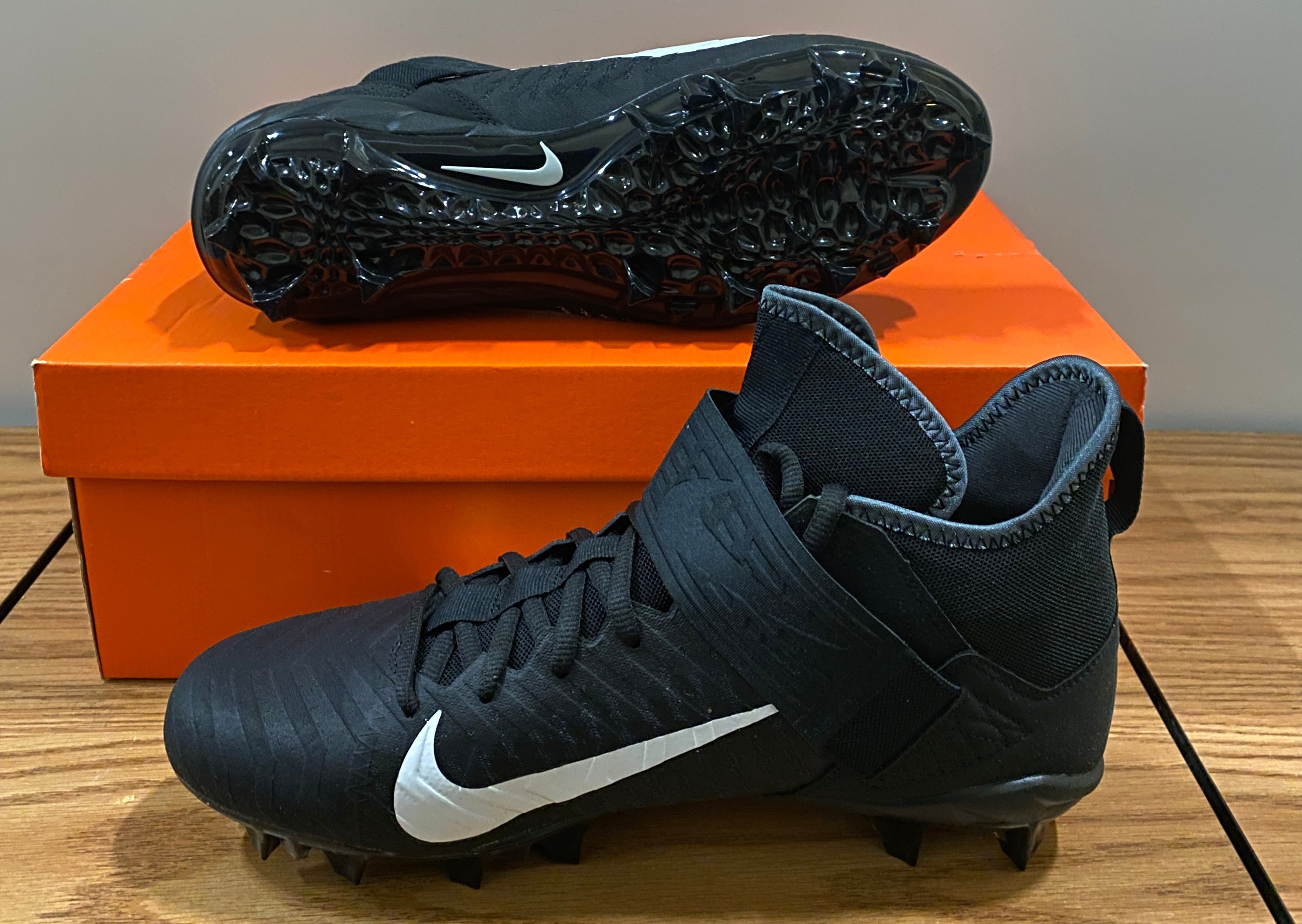 Alpha Menace Menace Pro WD P Football Cleats Size 10.5