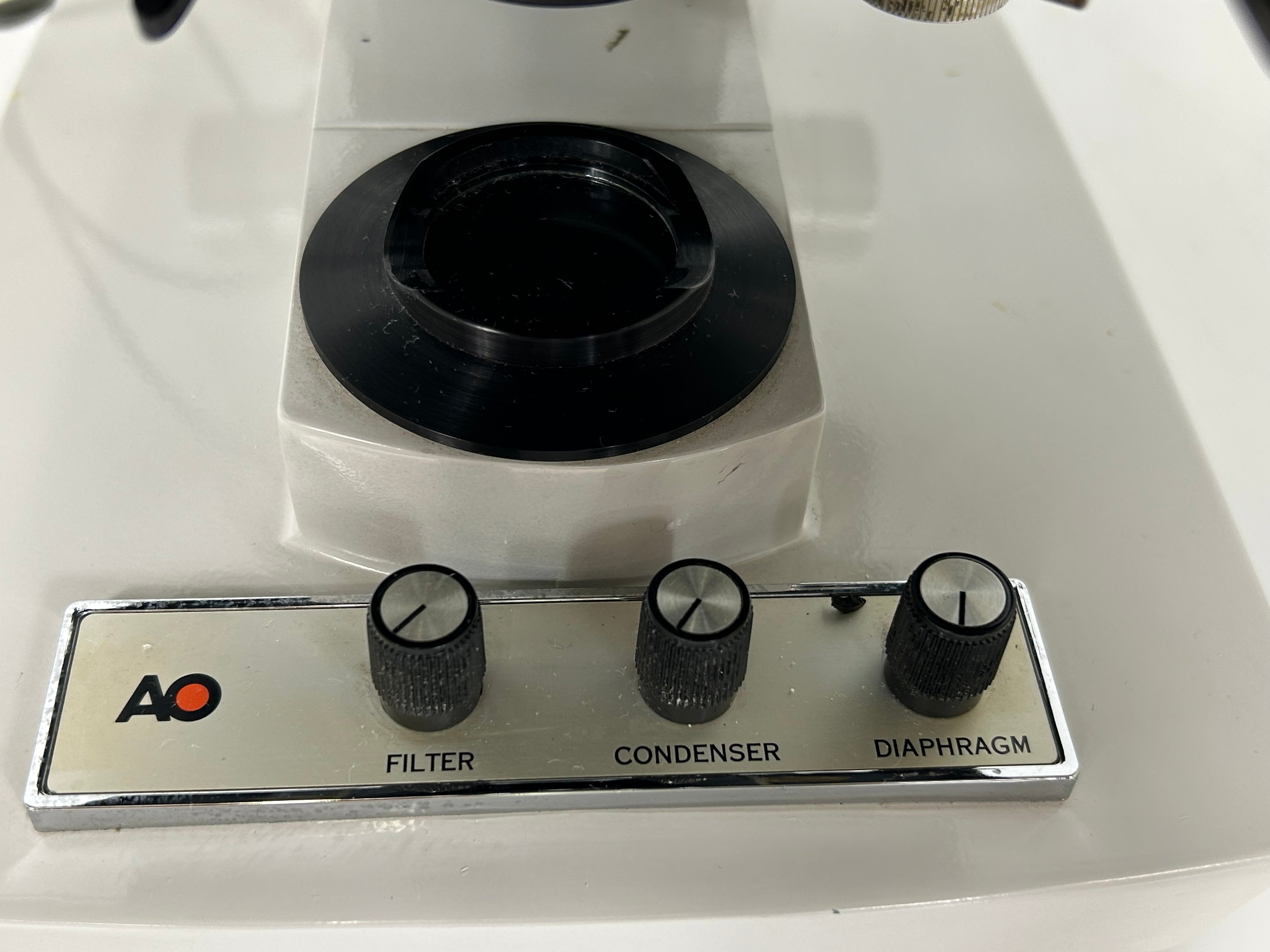 American Optical One-Ten Microstar Trinocular Laboratory Microscope with Polaroid Camera Attatchment *Untested*