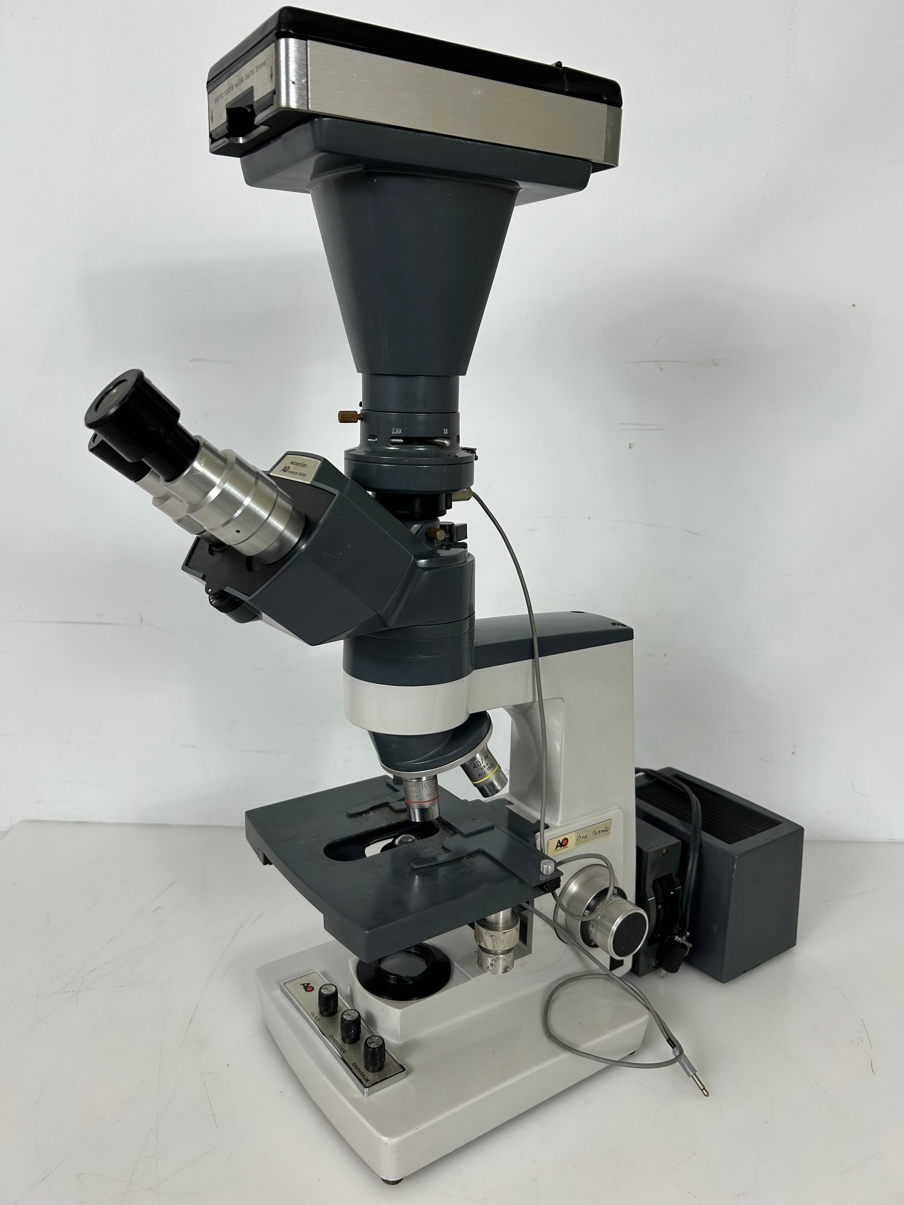 American Optical One-Ten Microstar Trinocular Laboratory Microscope with Polaroid Camera Attatchment *Untested*
