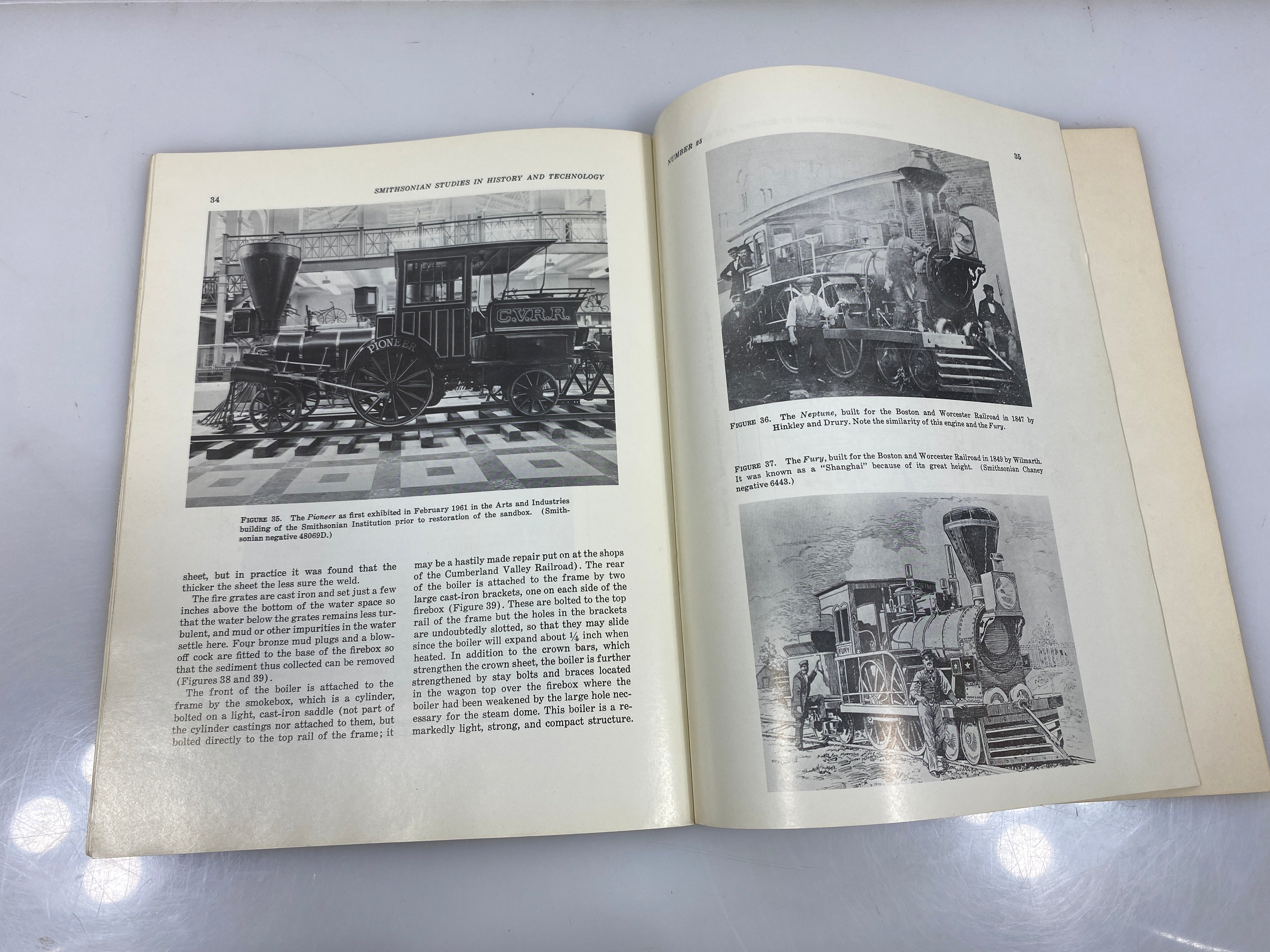 American Single Locomotives and the Pioneer by White, Jr. 1973 SC