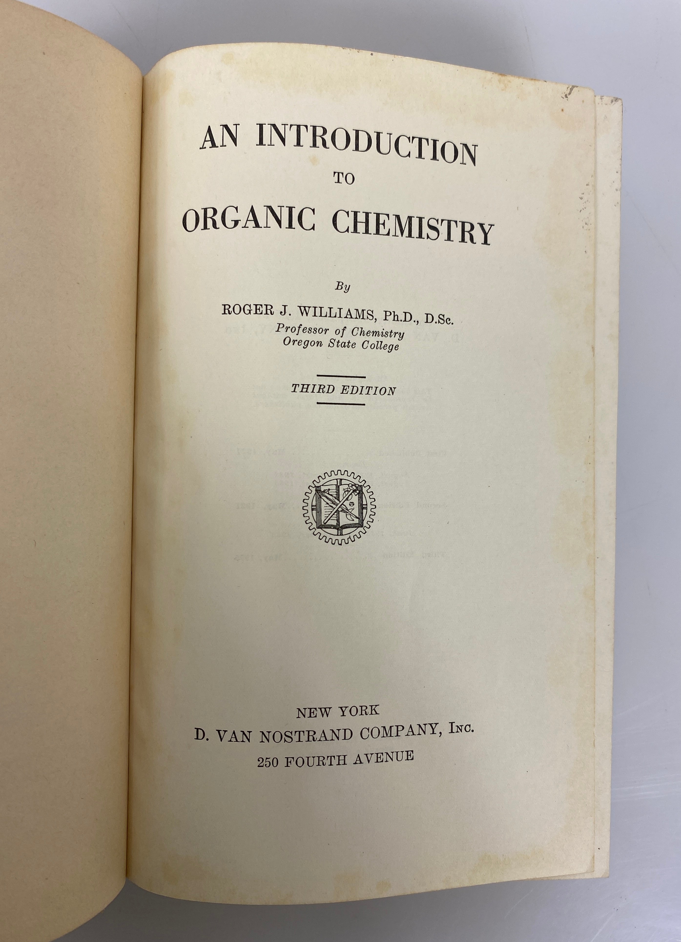 An Introduction to Organic Chemistry by Roger Williams 1935 Vintage HC