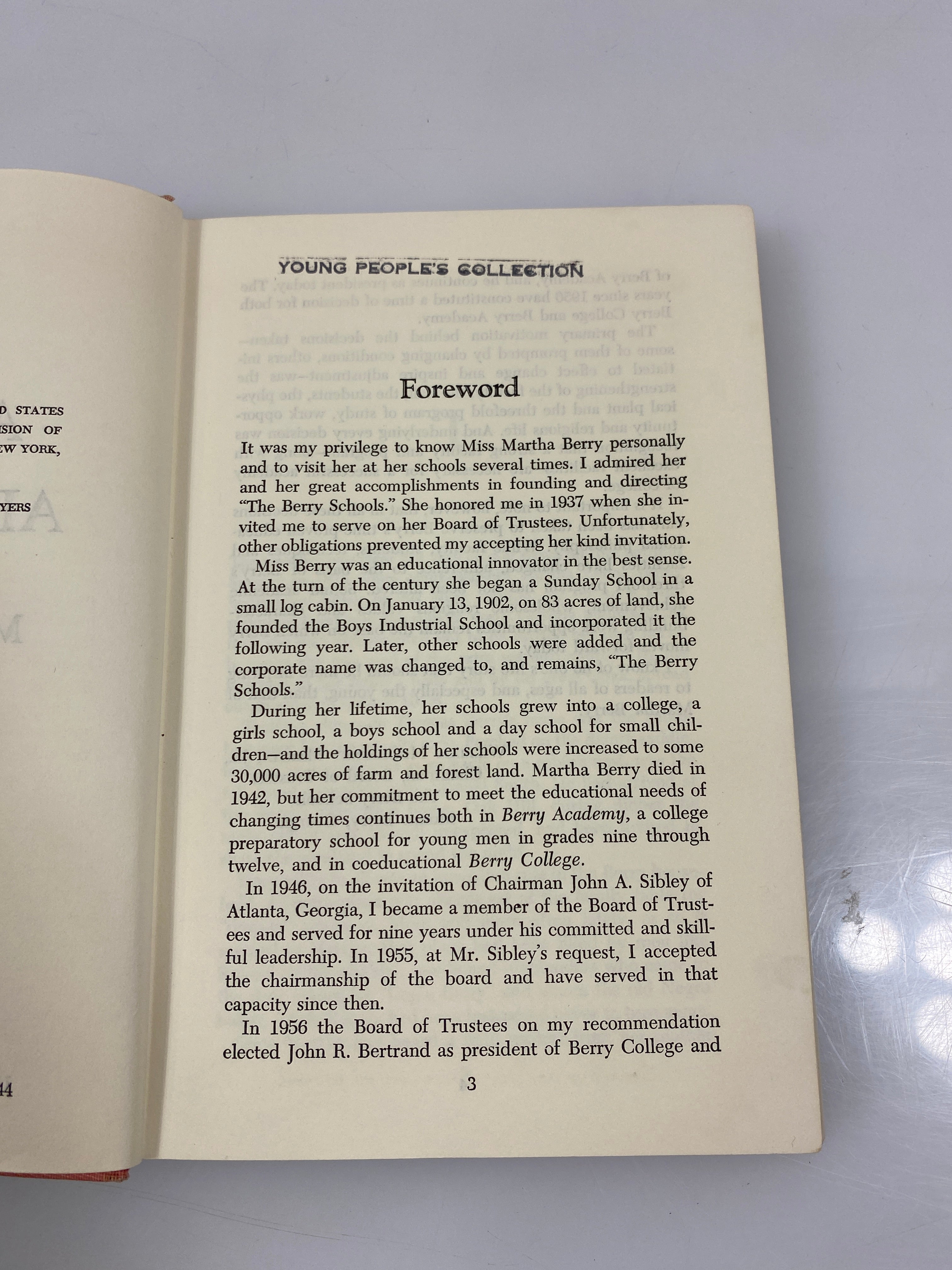 Angel of Appalachia Martha Berry by Myers 1968 Ex-library HCDJ