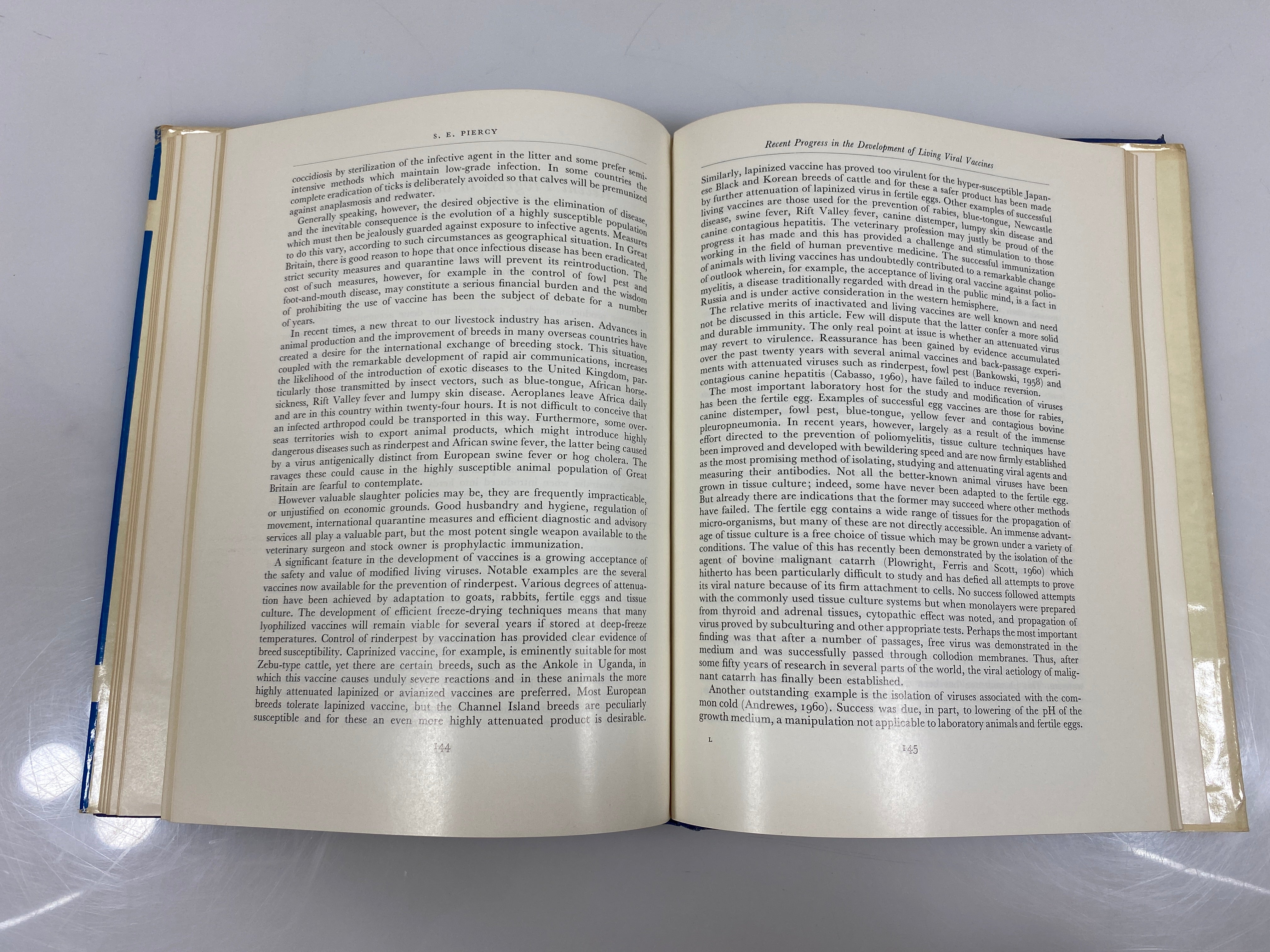 Animal Health and Production by Grunsell/Wright Ex-library 1962 HCDJ