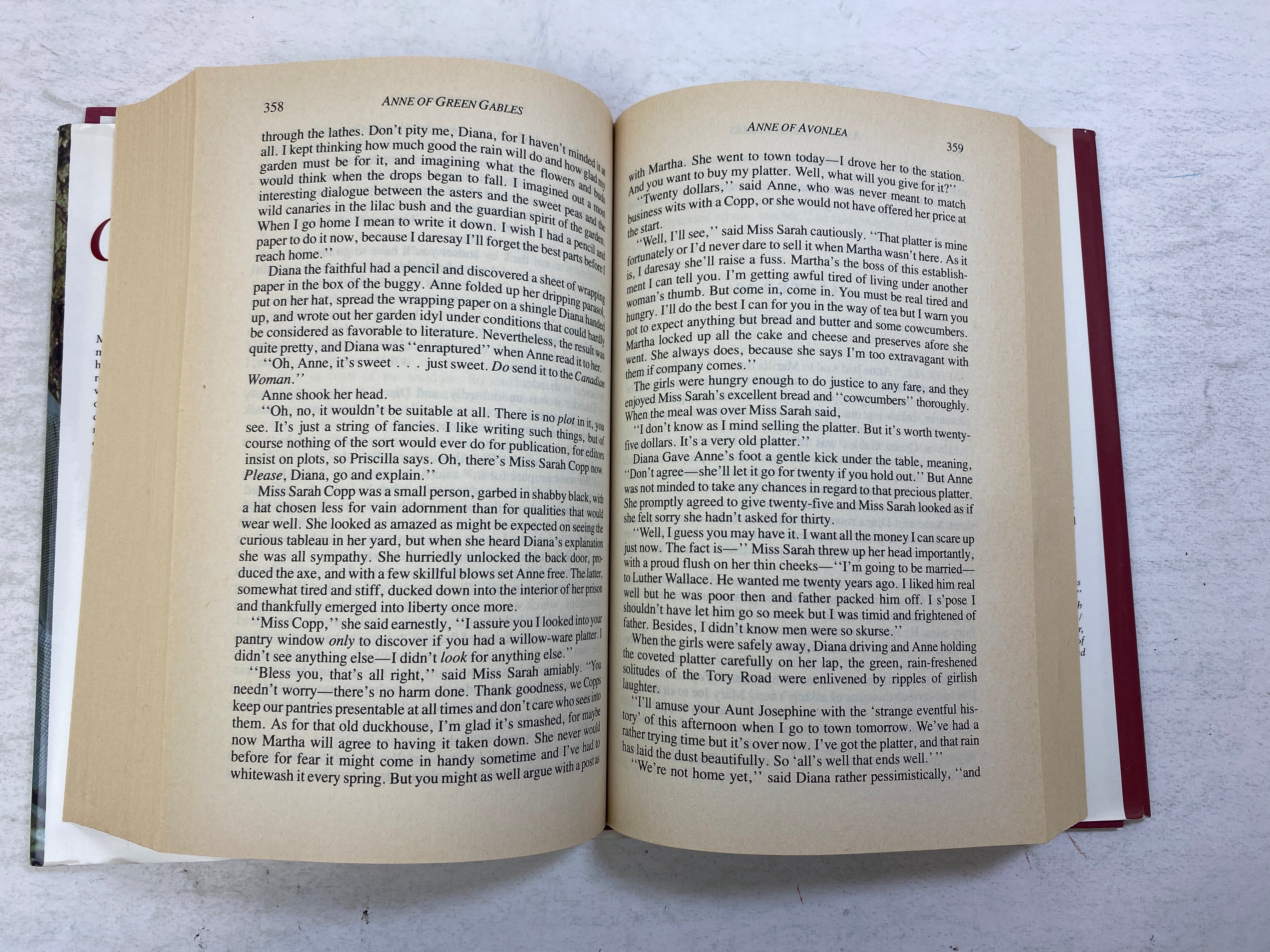 Anne of Green Gables Three Vol. in One Lucy M. Montgomery 1985 HCDJ