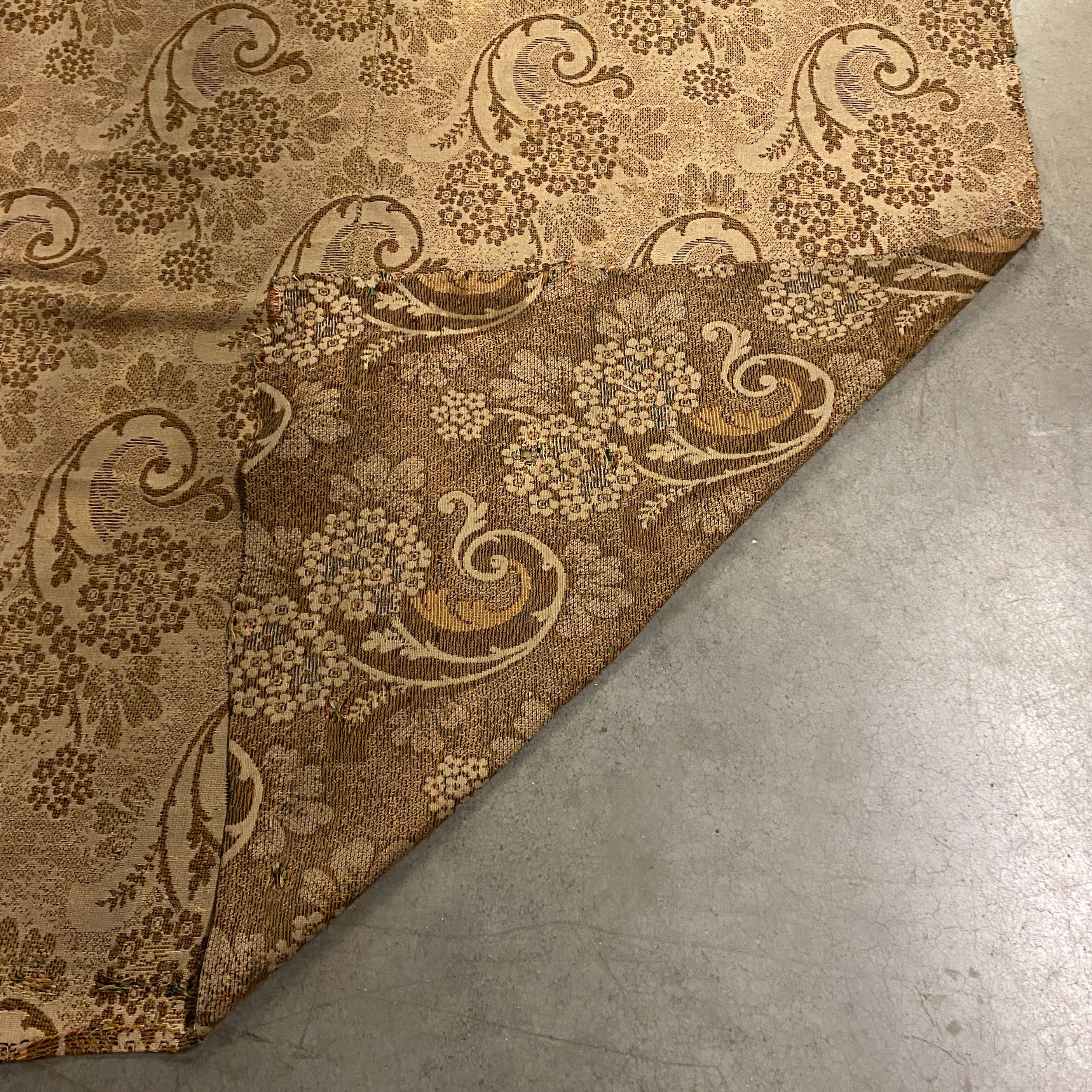 Antique Patterned Rug #9