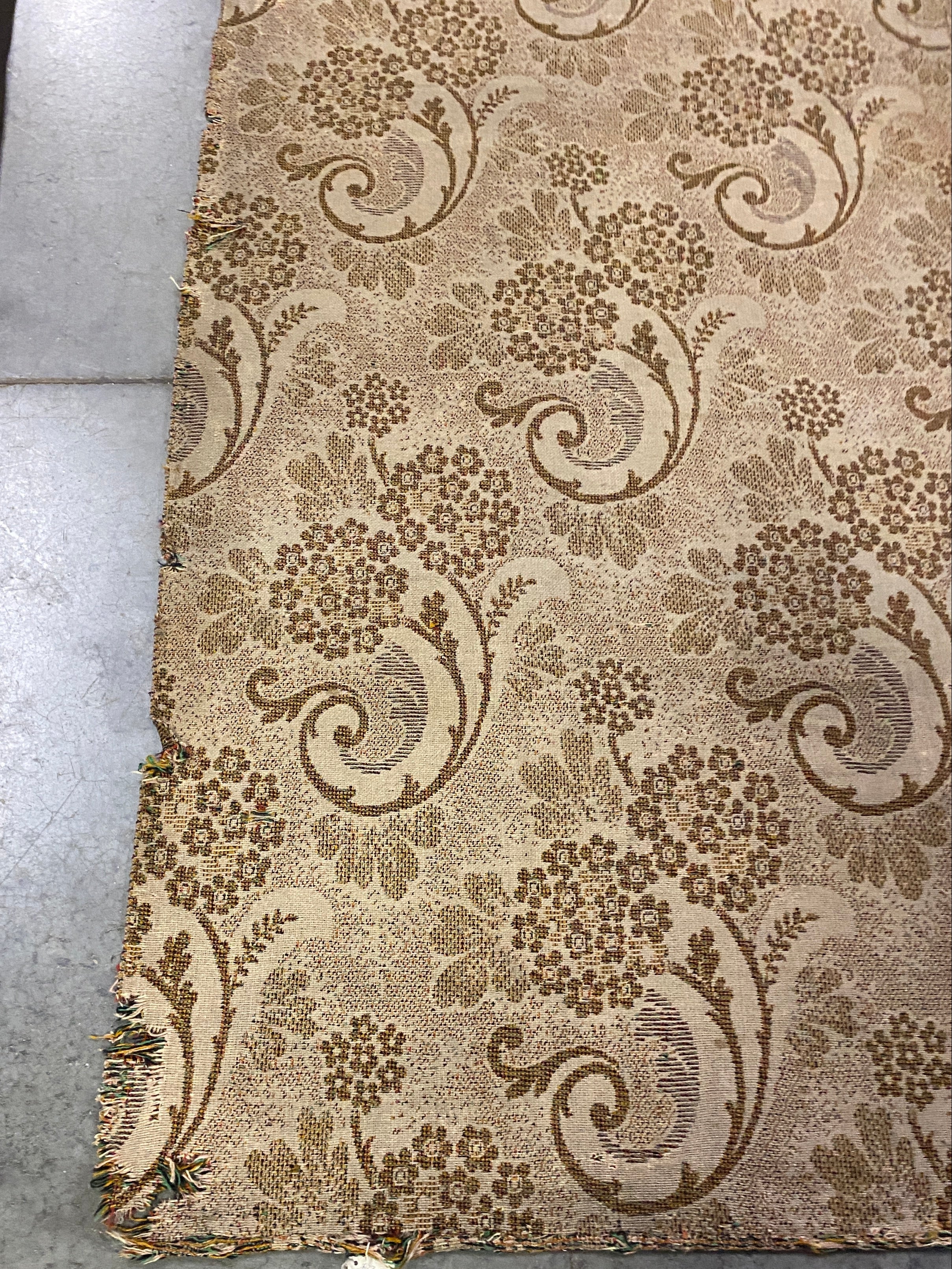 Antique Patterned Rug #9
