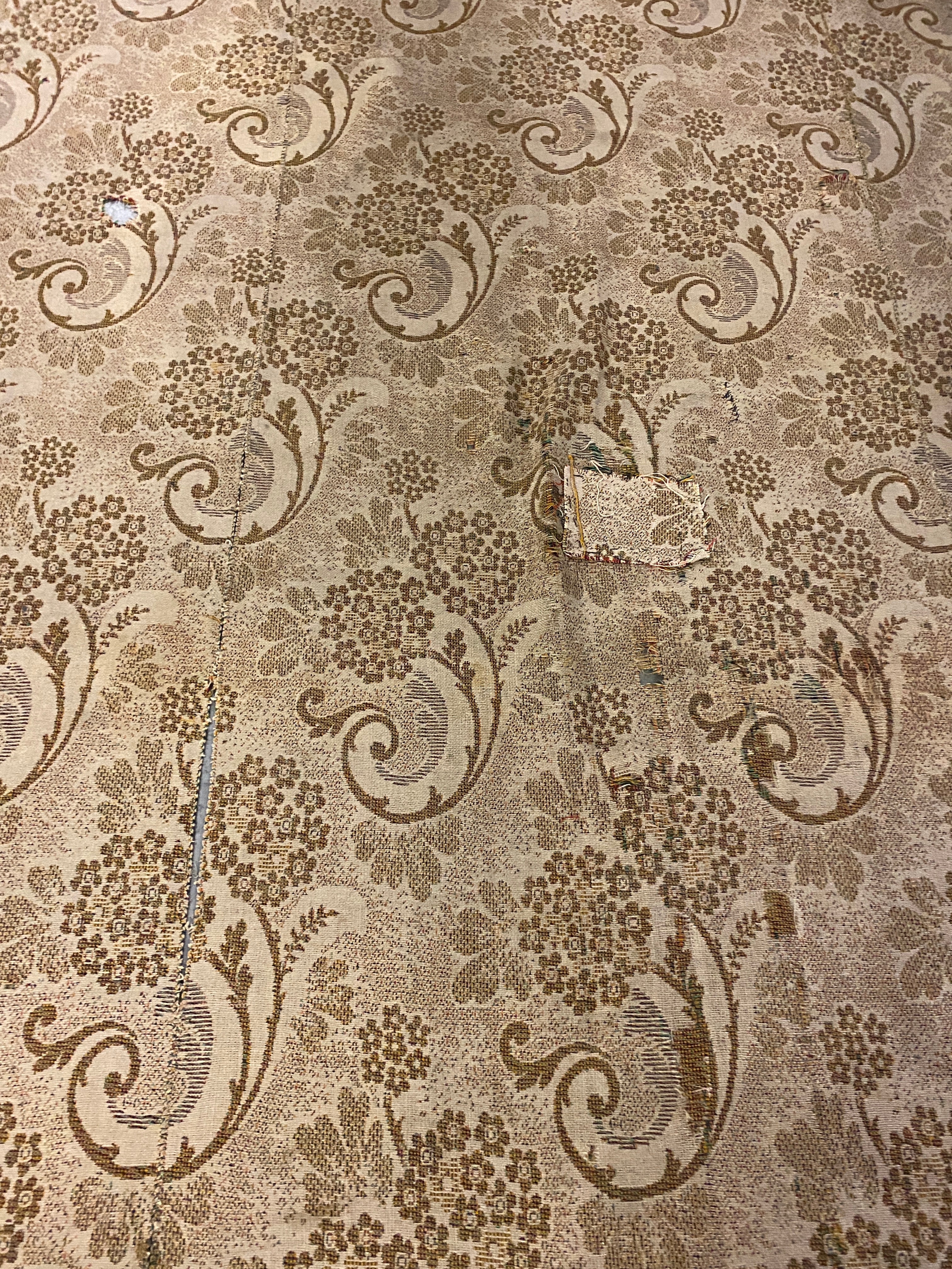 Antique Patterned Rug #9