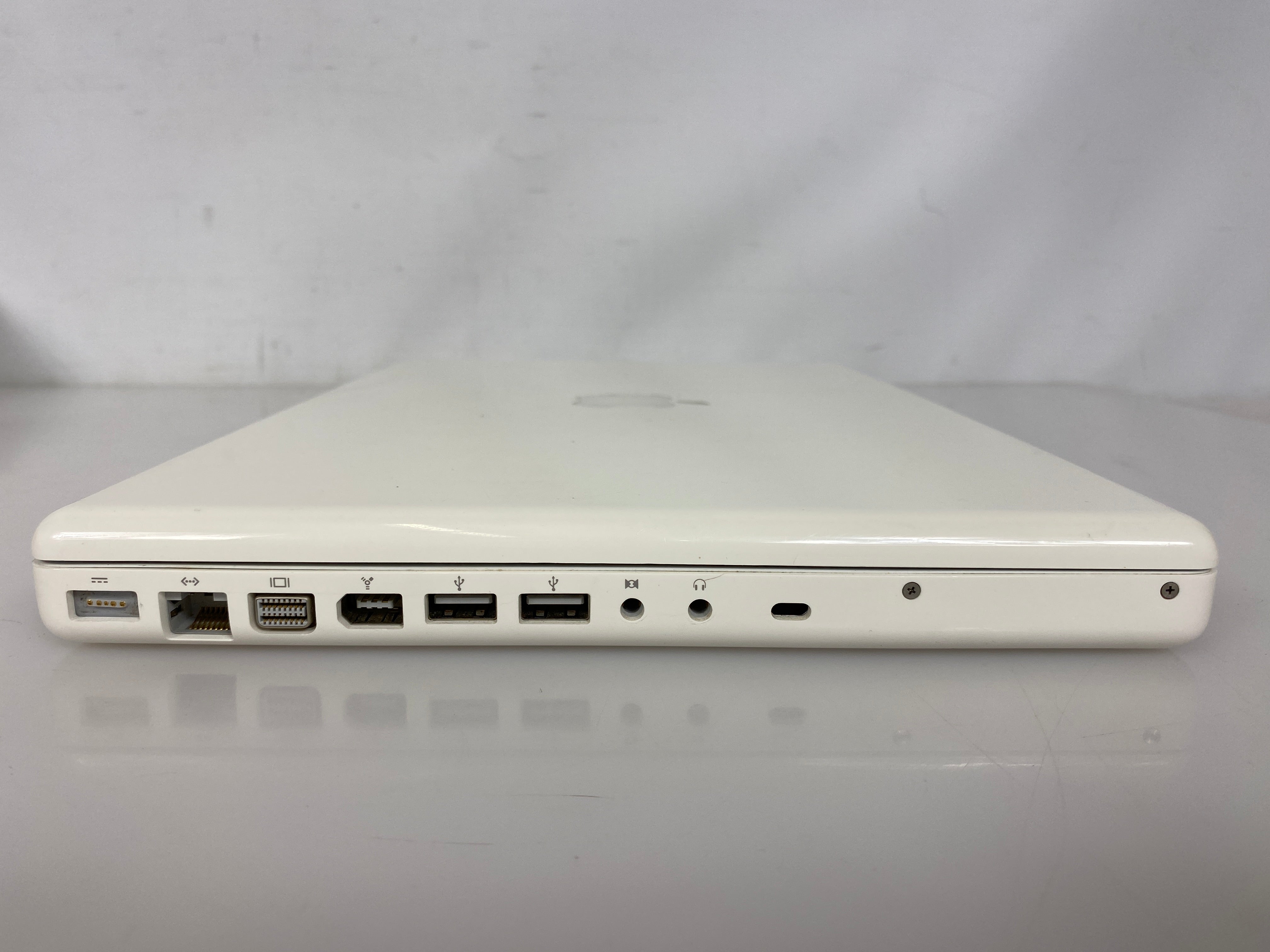 Apple A1181 Core 2 Duo 13" MacBook (Mid 2009)