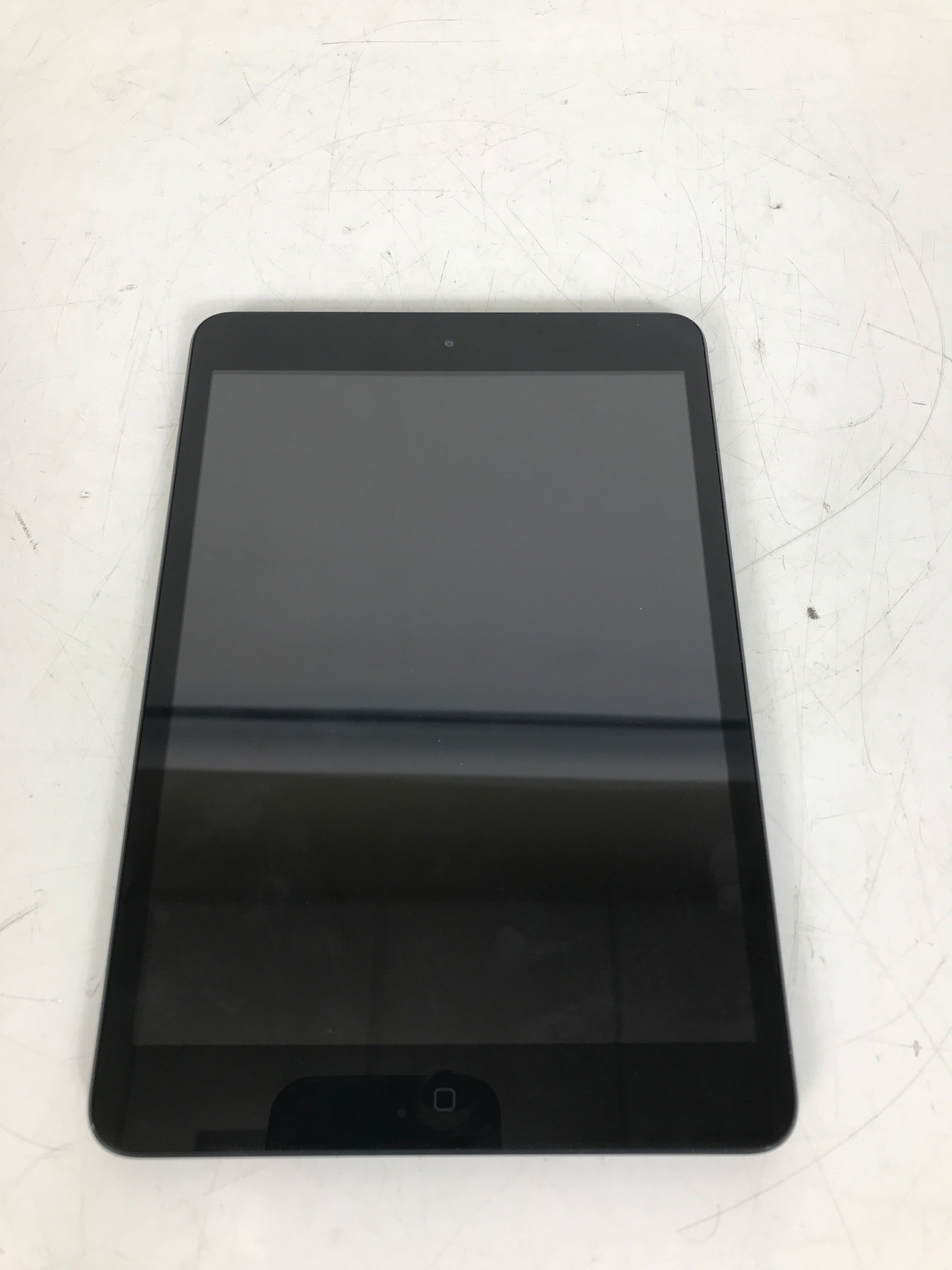 Apple A1432 iPad Mini 16GB 7.9" WiFi Only - Black w/ Cover Case