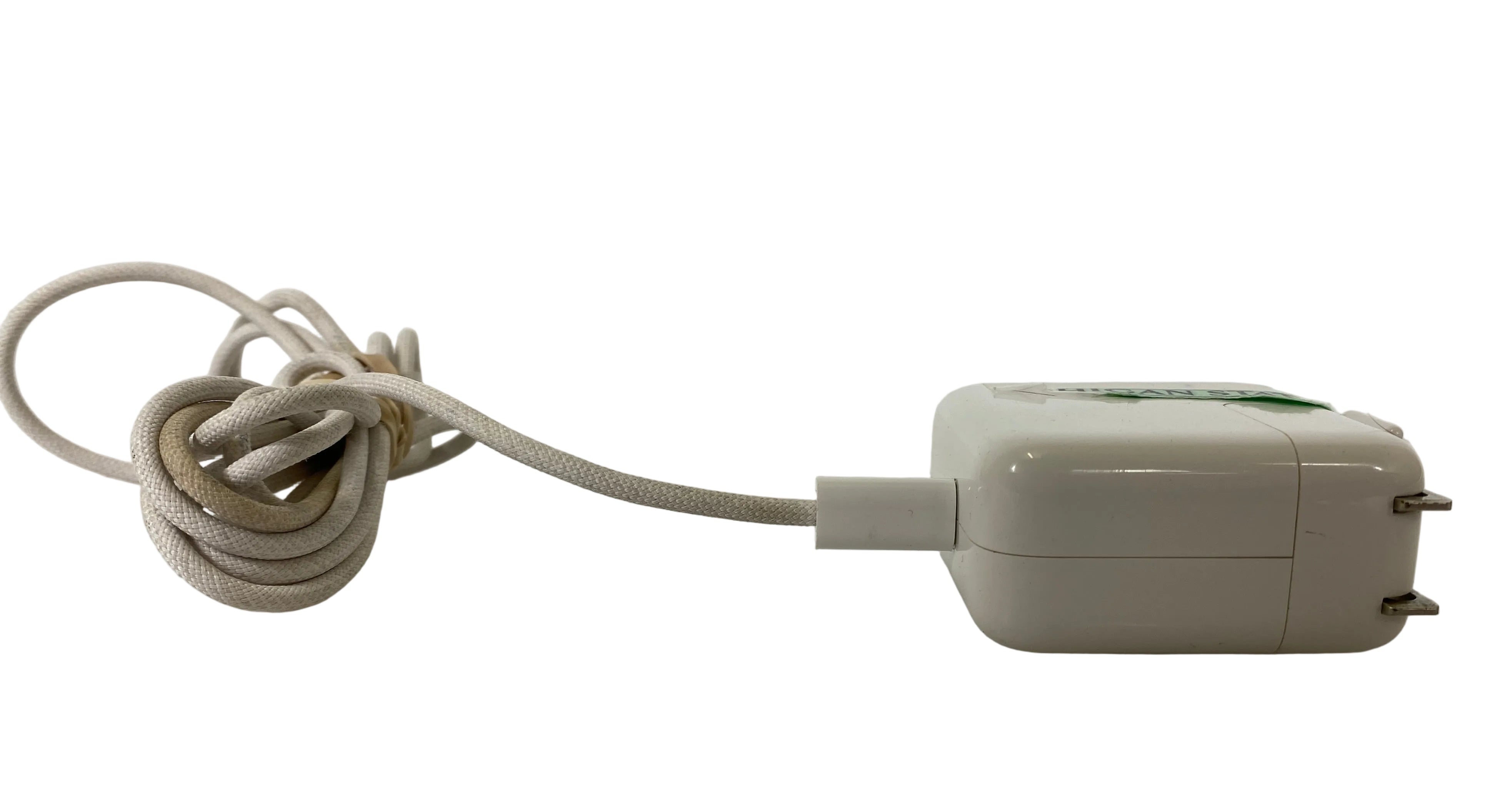 Apple A2164 Magsafe 30W USB-C Charger with MagSafe 3 Cable