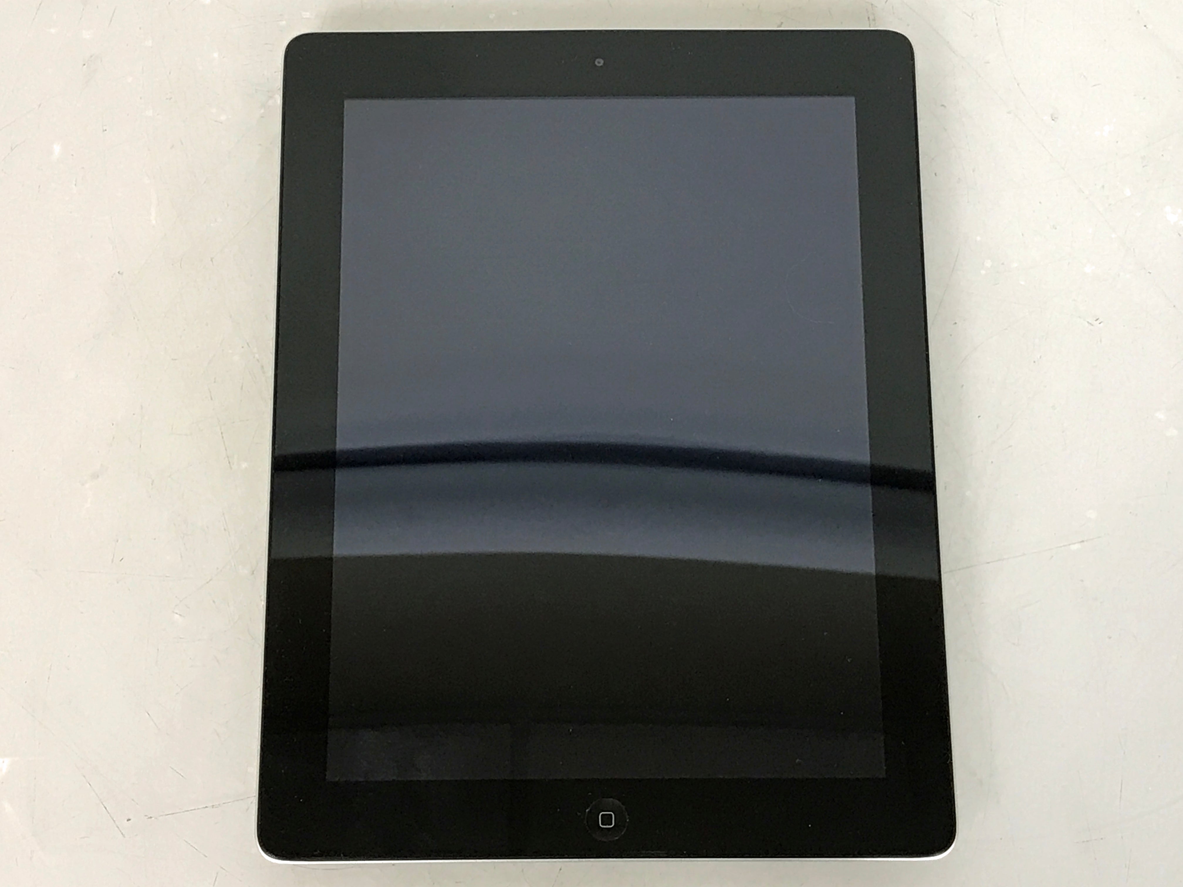 Apple iPad 4th Gen 32GB 9.7" A1458 WiFi Only *Scratched Display*