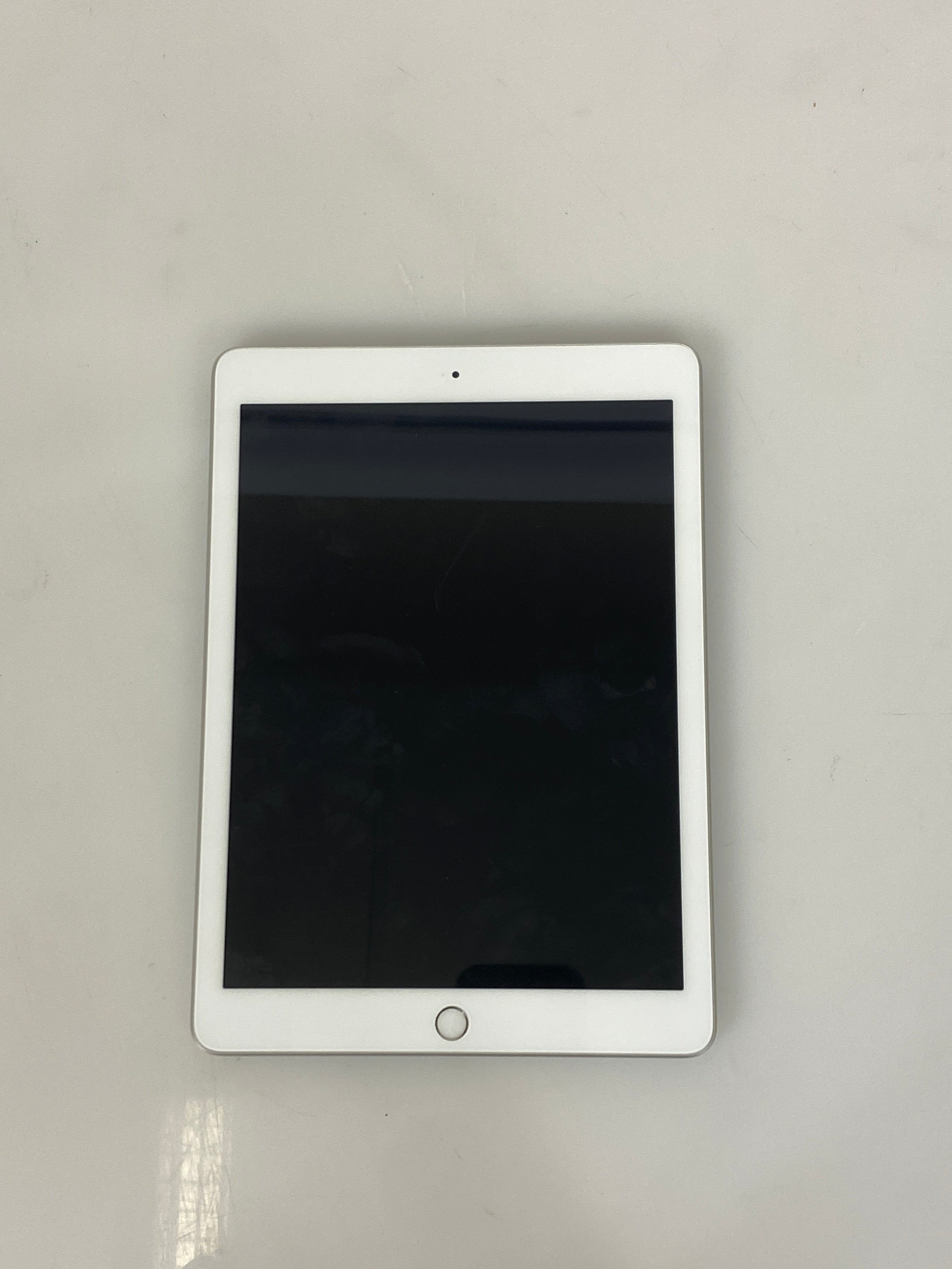 Apple iPad 6th Gen 128GB 9.7" WiFi Only White A1893