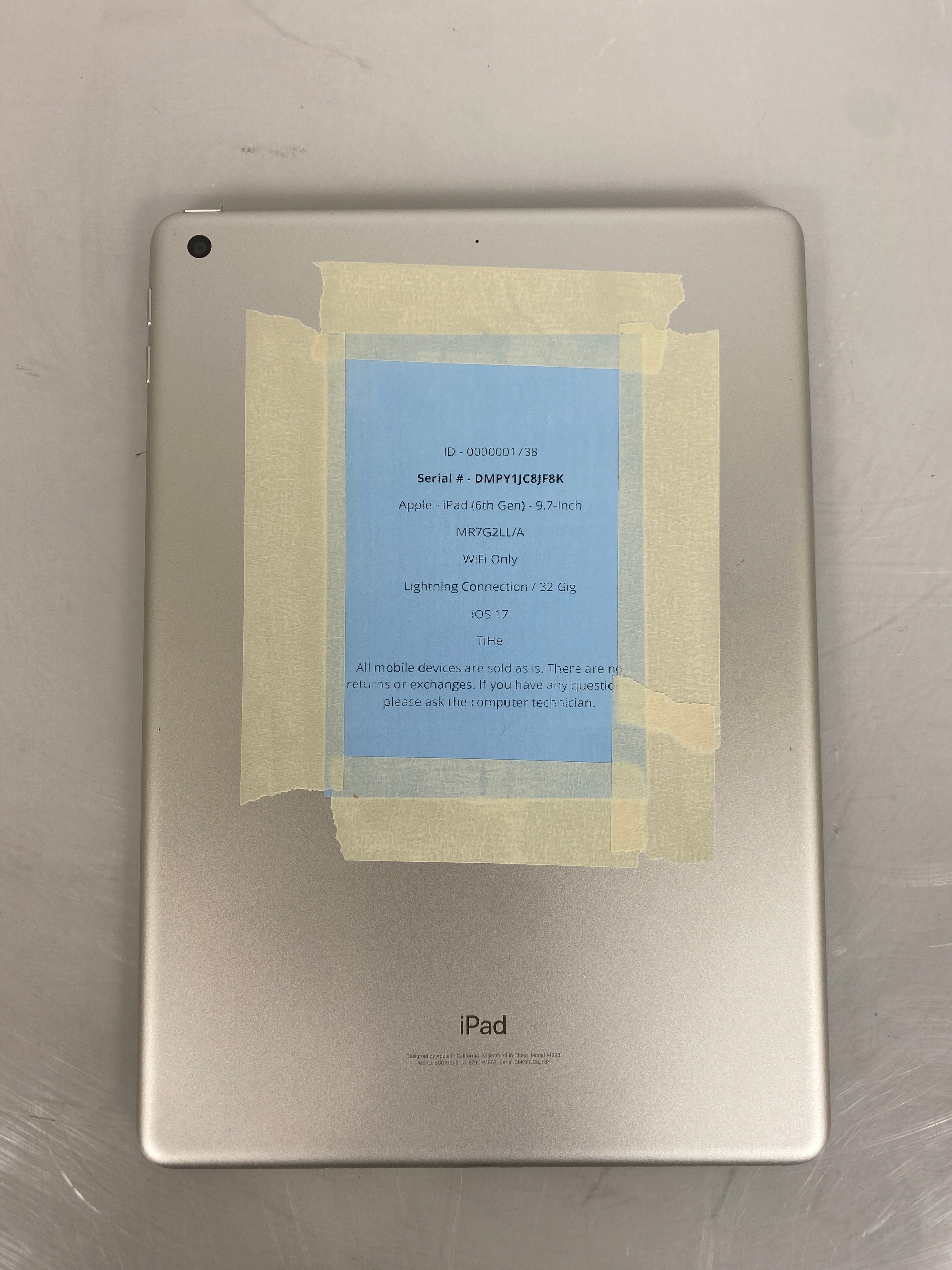 Apple iPad 6th Gen 32GB 9.7" WiFi Only White A1893