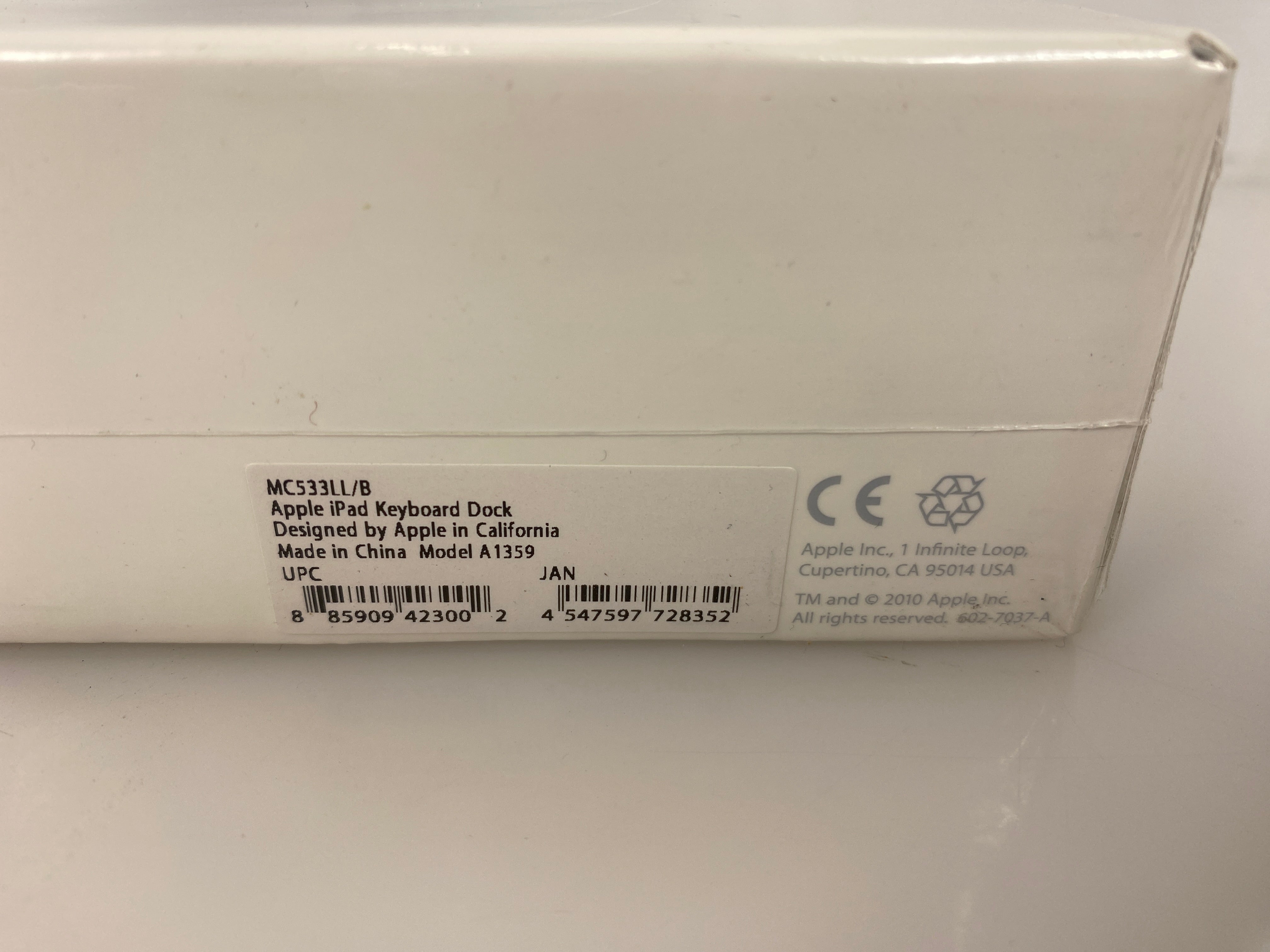 Apple iPad Keyboard Dock A1359