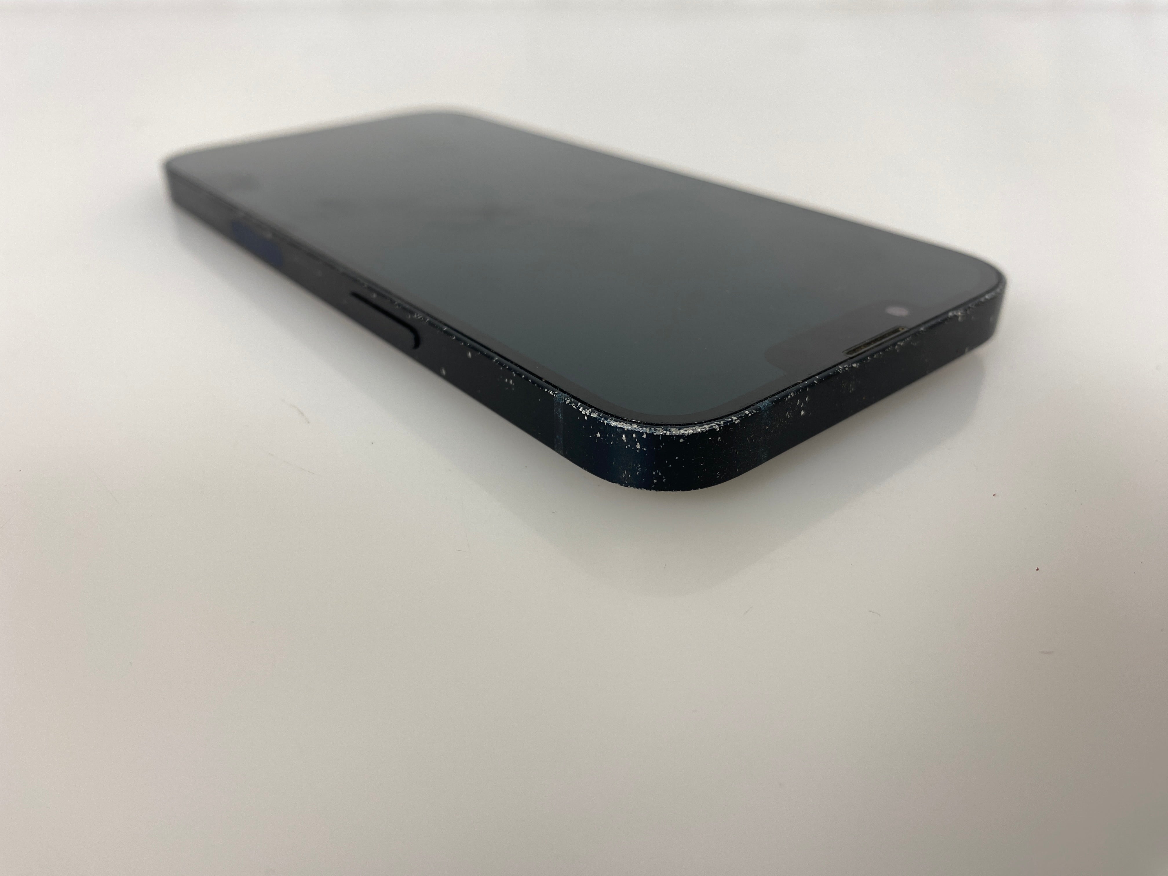 Apple iPhone 13 Black 6.1