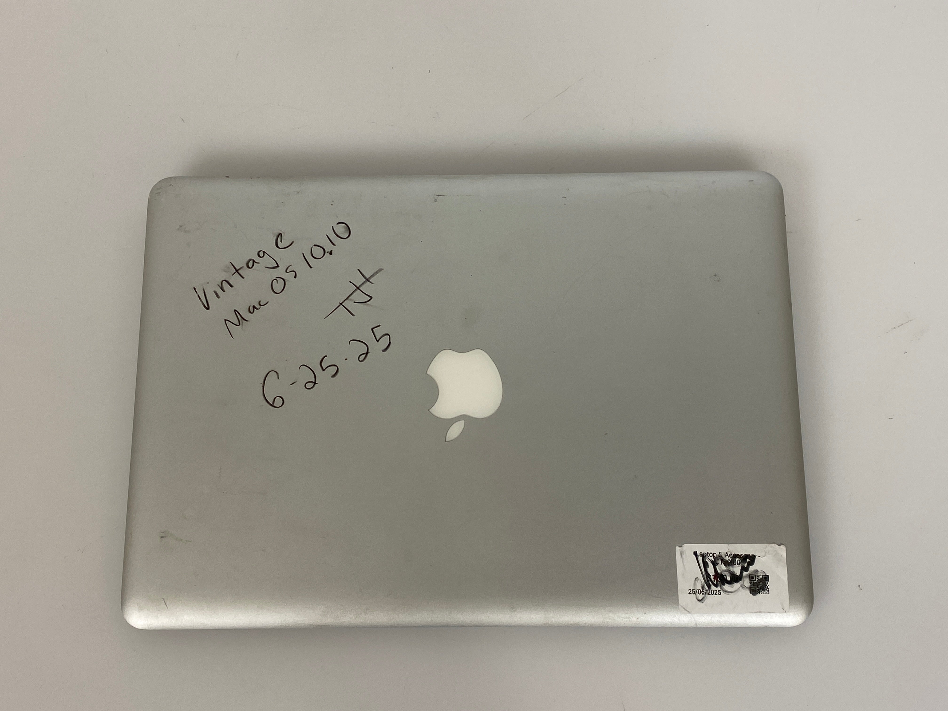 Apple MacBook Air A1304 13" Laptop (Mid-2009)