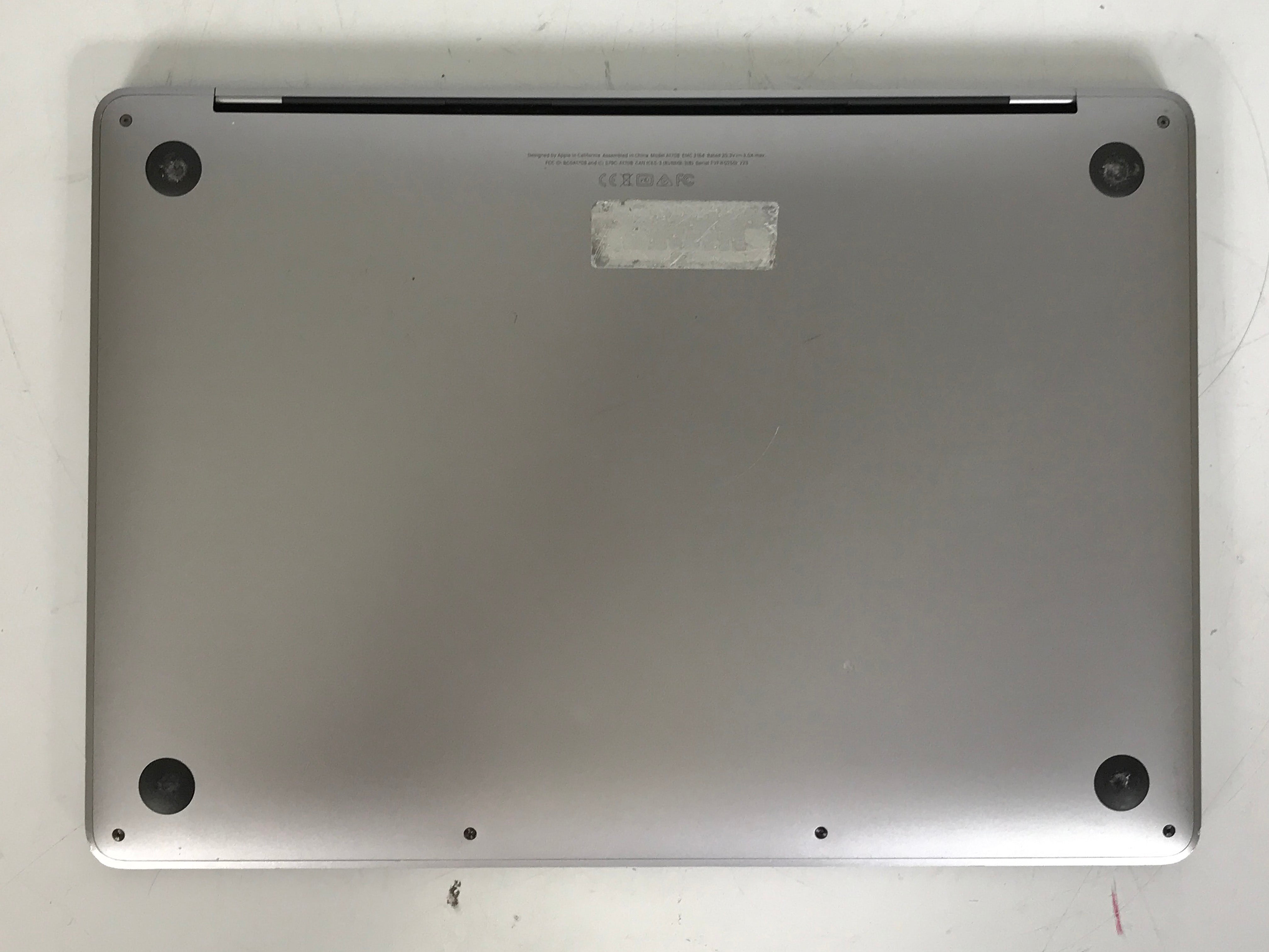 Apple MacBook Pro 13" i5 6th Gen (Late 2016) *No OS*