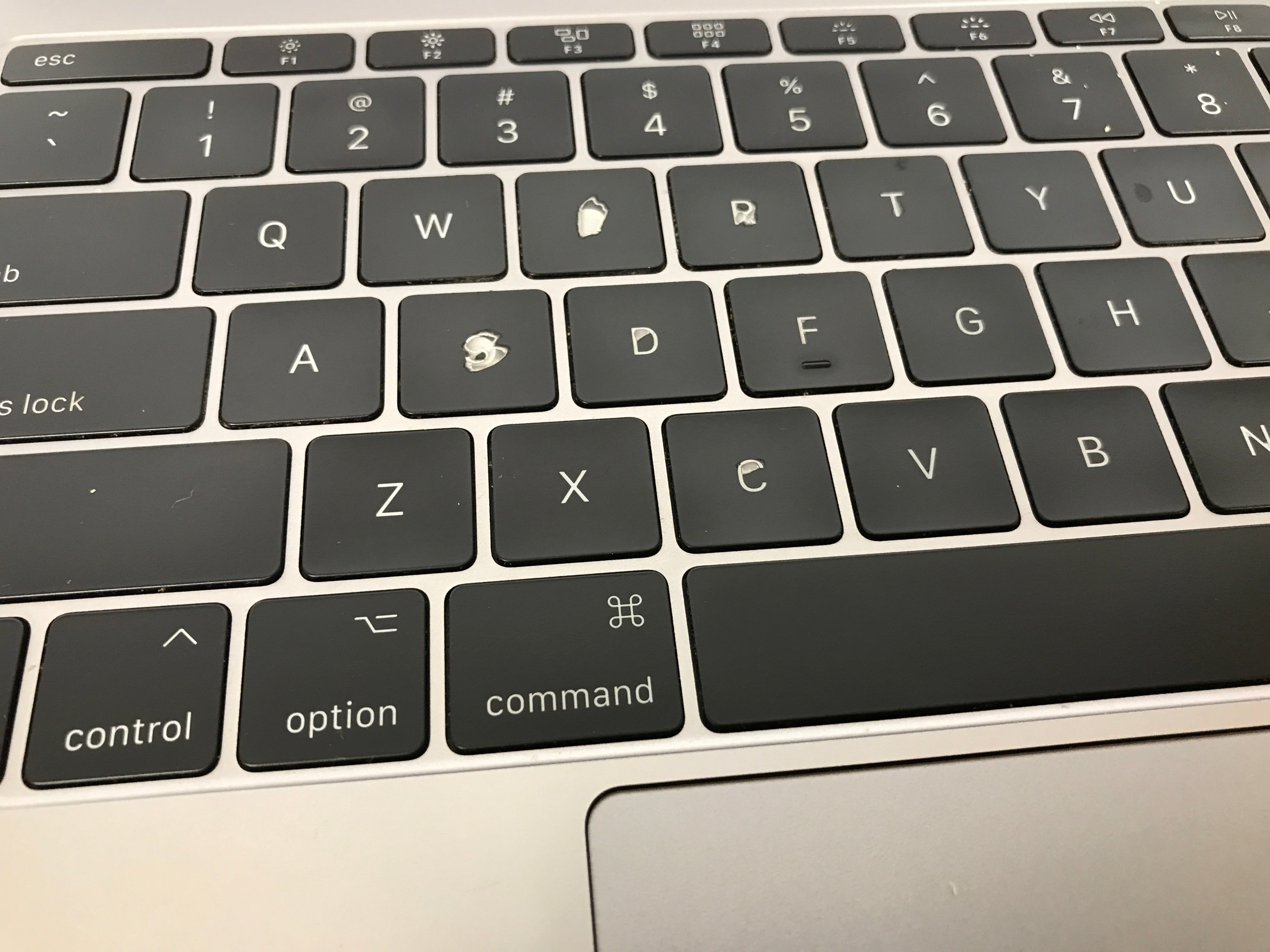 Apple MacBook Pro 13.3" i5-7360U 2.3GHz (2017)