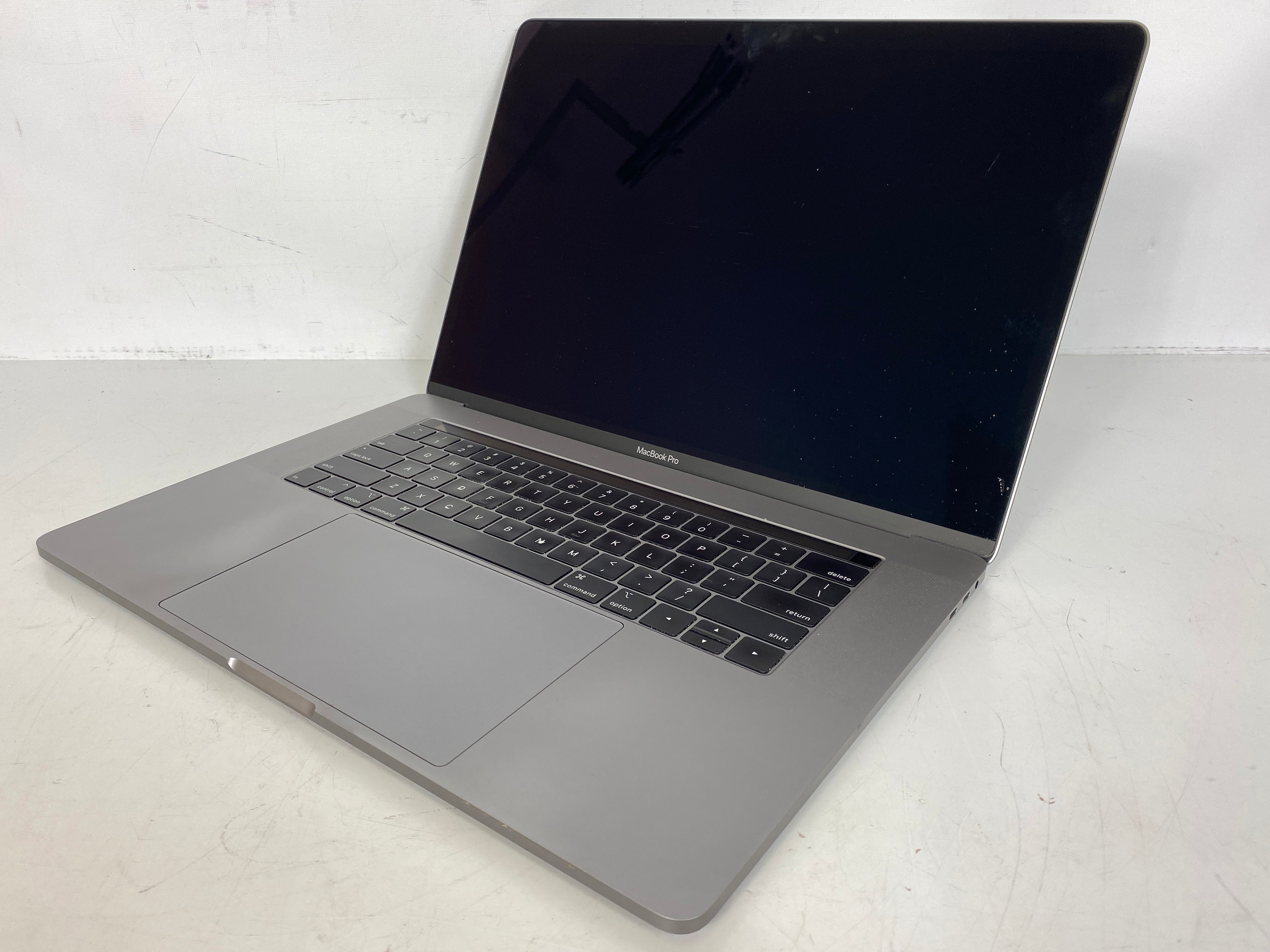 Apple MacBook Pro 2018 15" i7