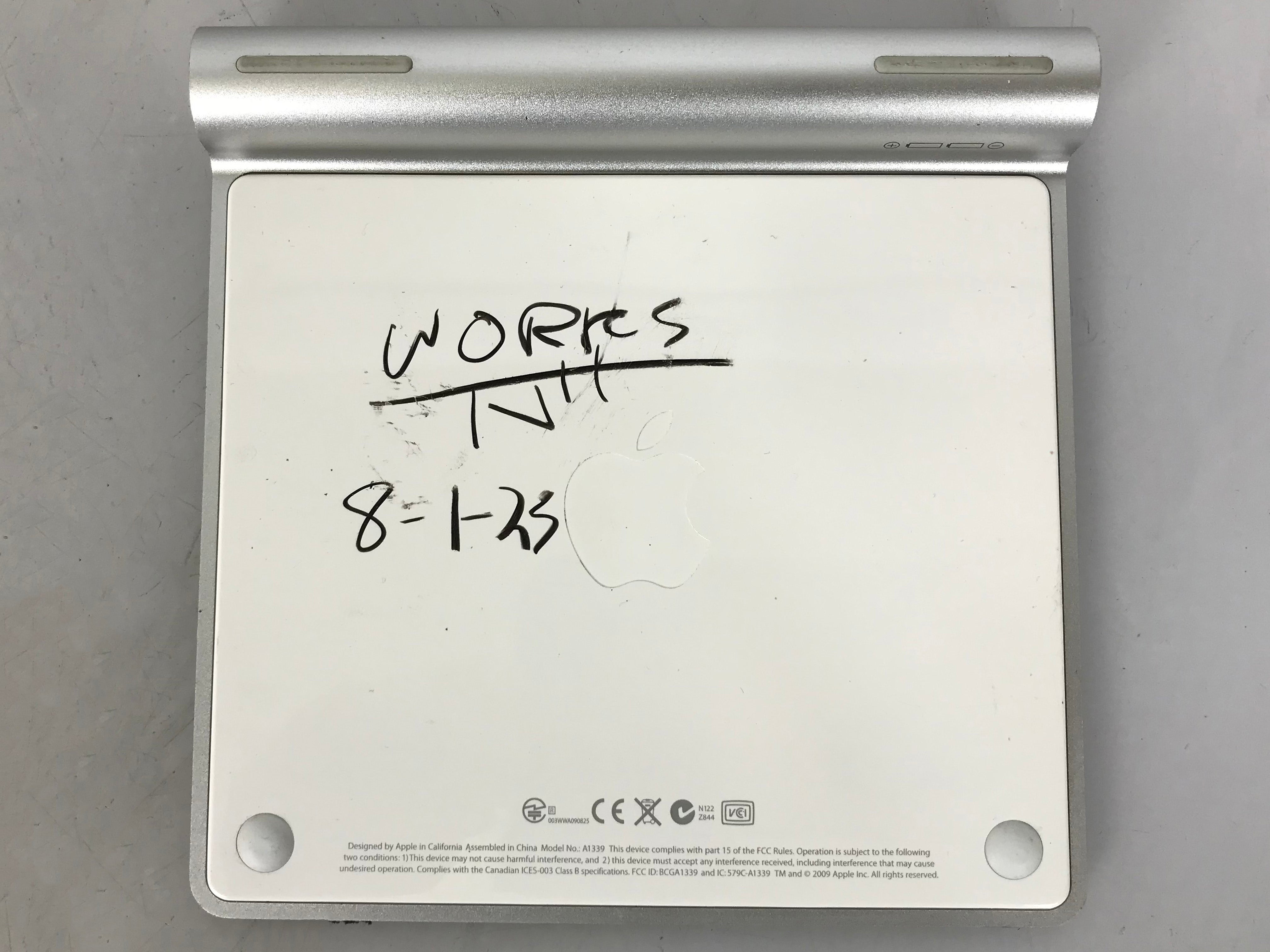 Apple Magic Trackpad Bluetooth Wireless A1339