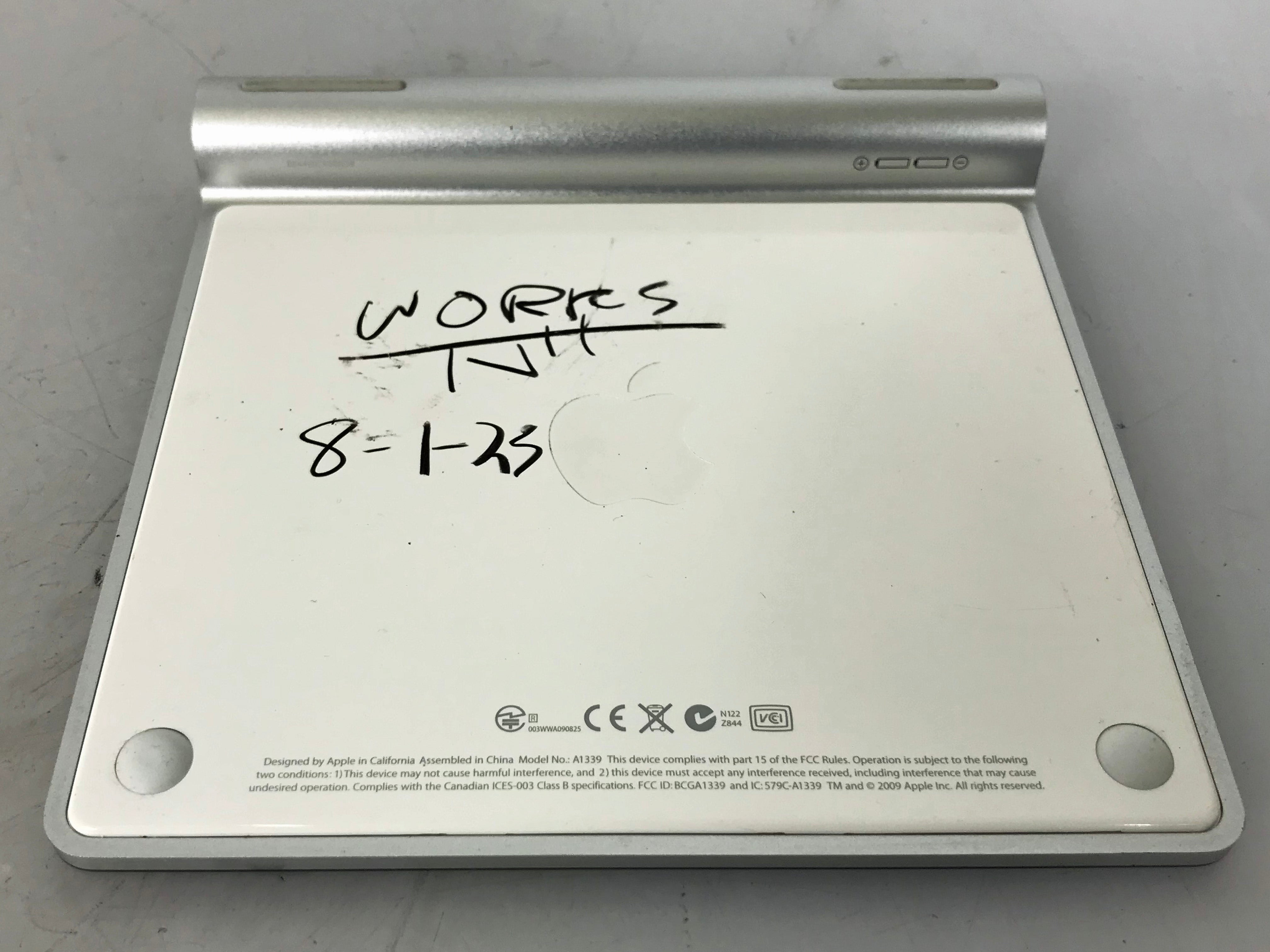 Apple Magic Trackpad Bluetooth Wireless A1339