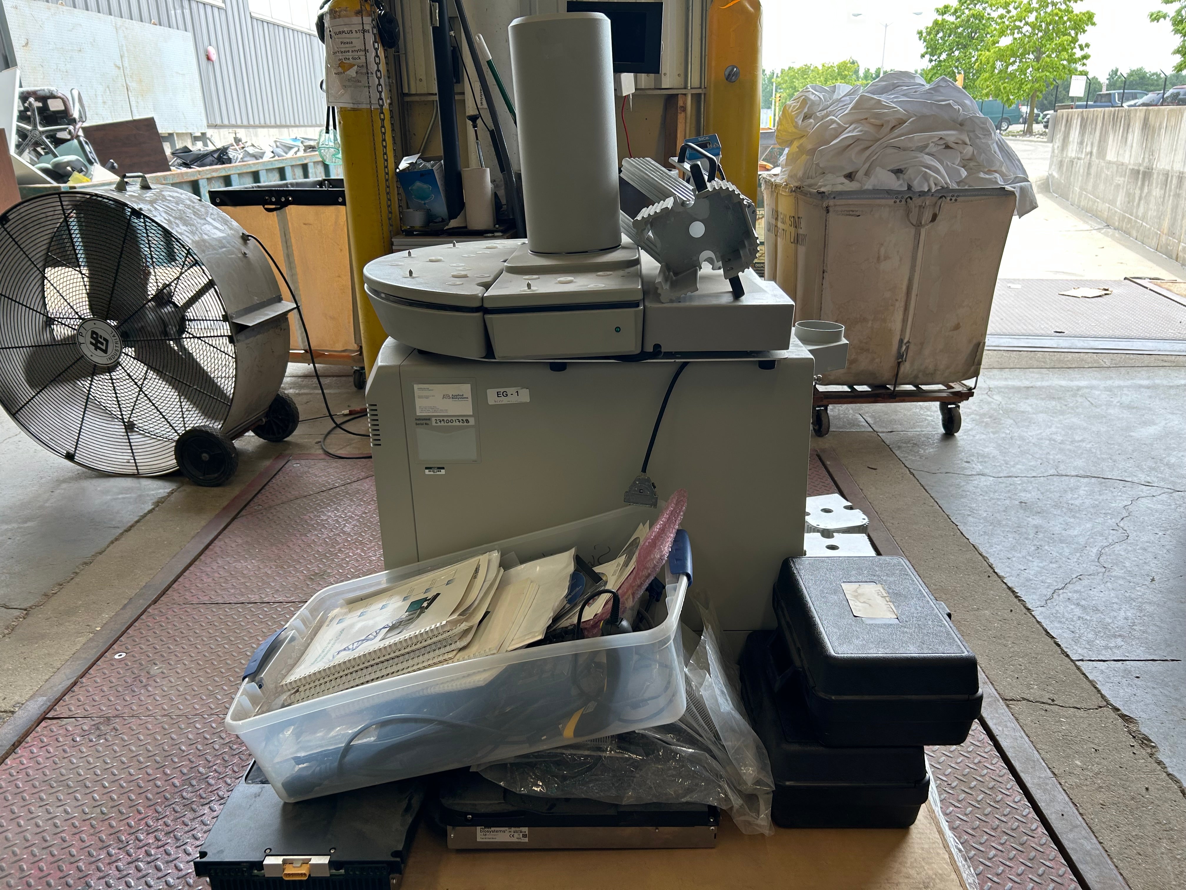 Applied Biosystems 7900HT Fast Real-Time PCR System