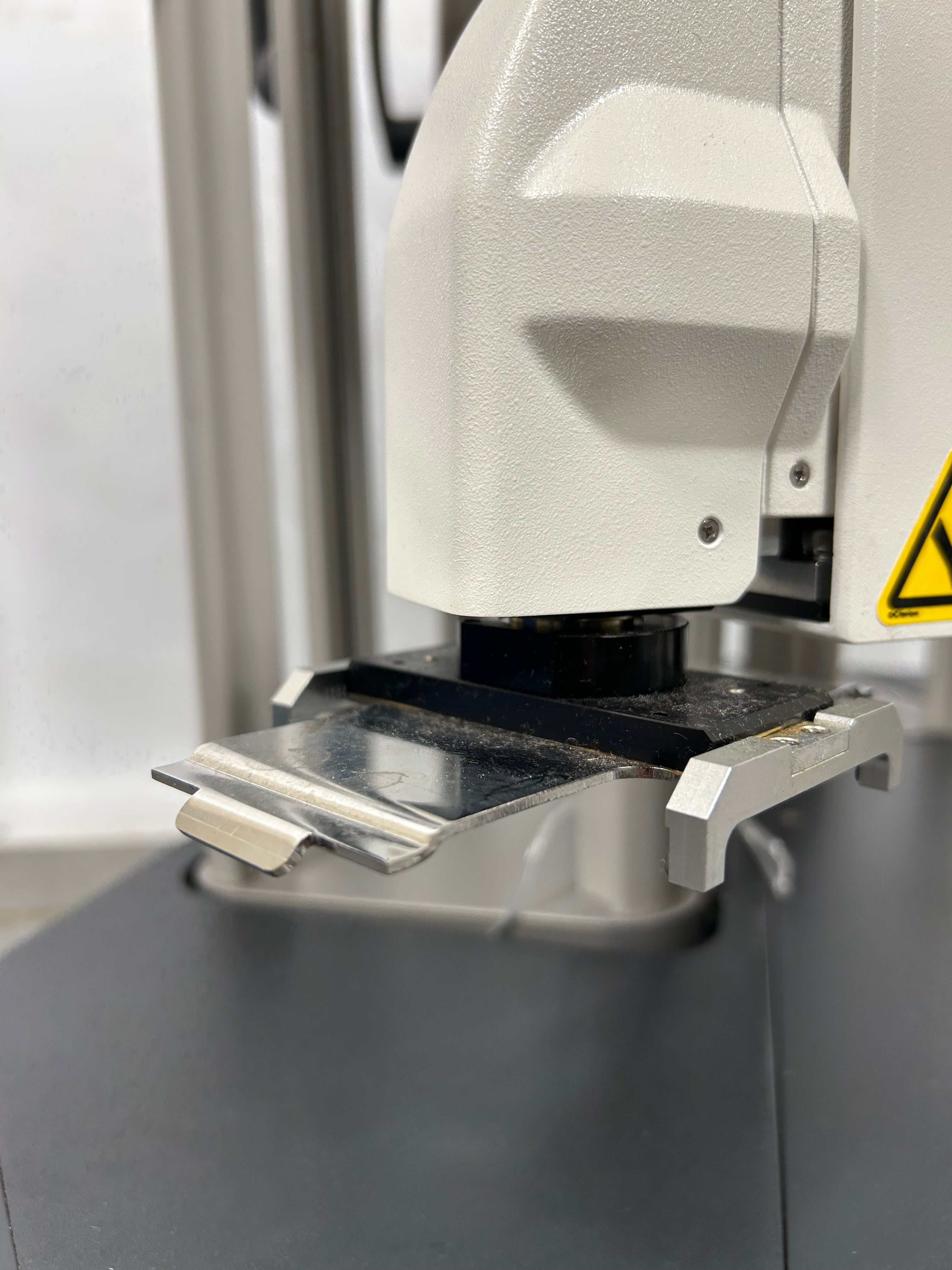 Applied Biosystems Twister 3 Loading Robot Arm