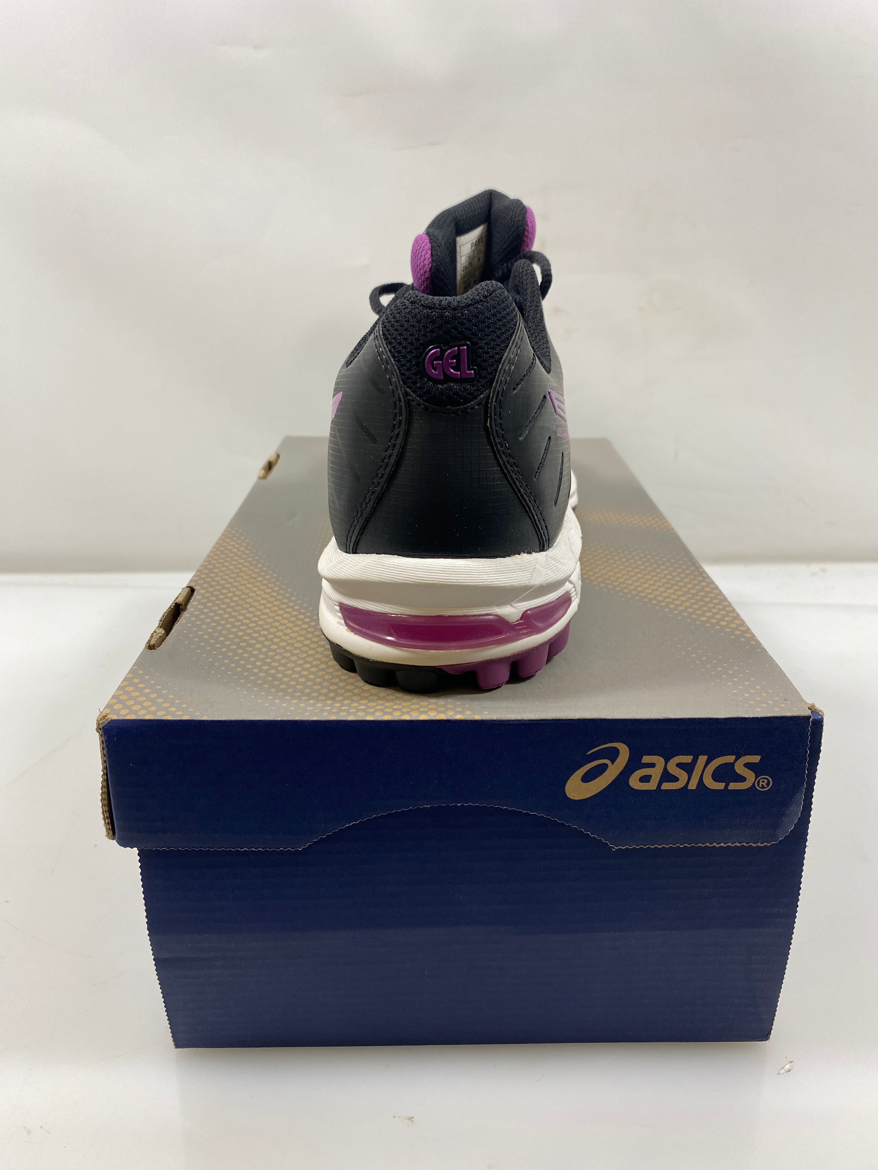 ASICS Black and Violet Gel-hockey Neo 3 Field Hockey Shoes Women's Size 9 *New*