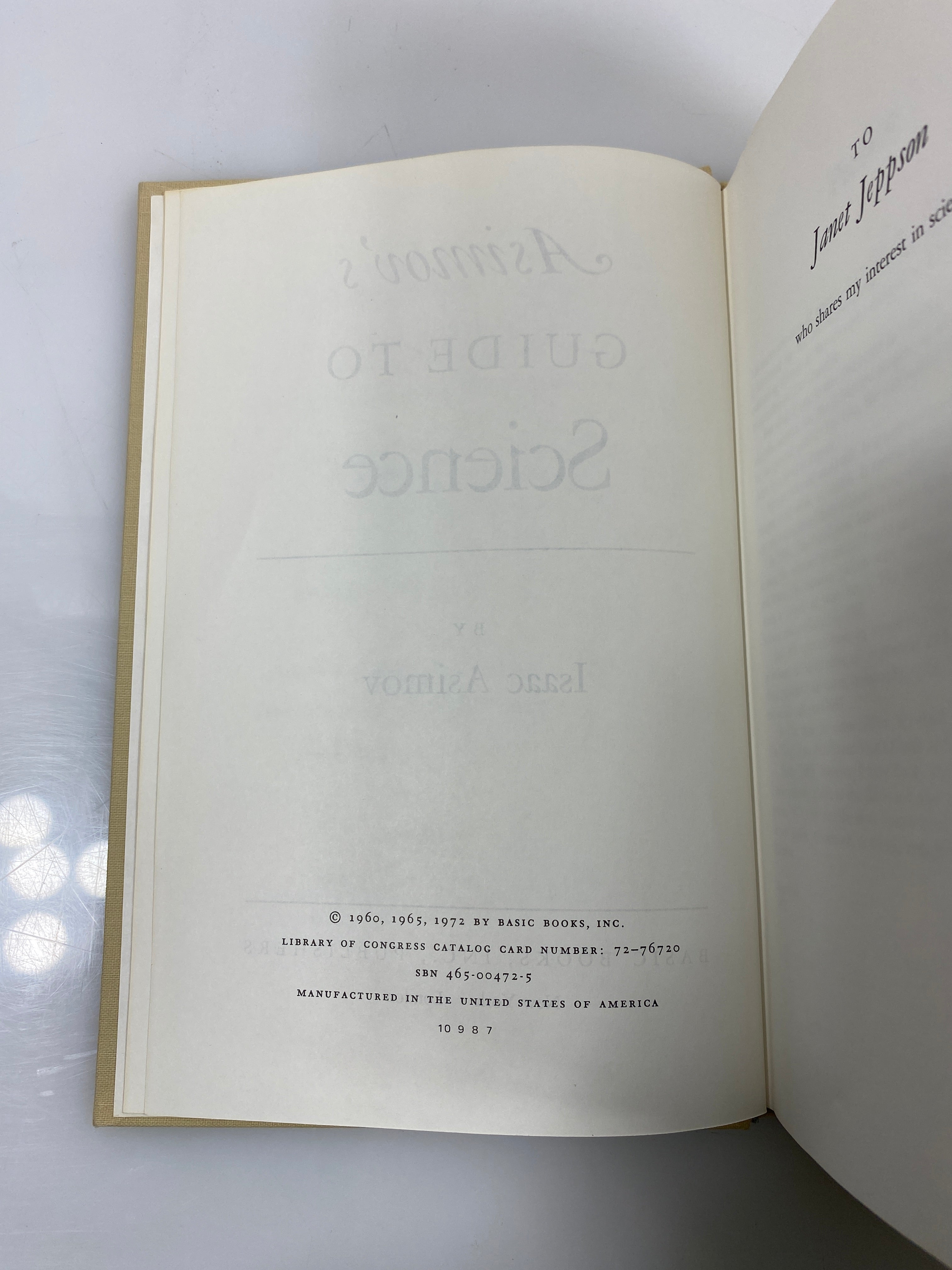 Asimov's Guide to Science by Asimov 1972 HC