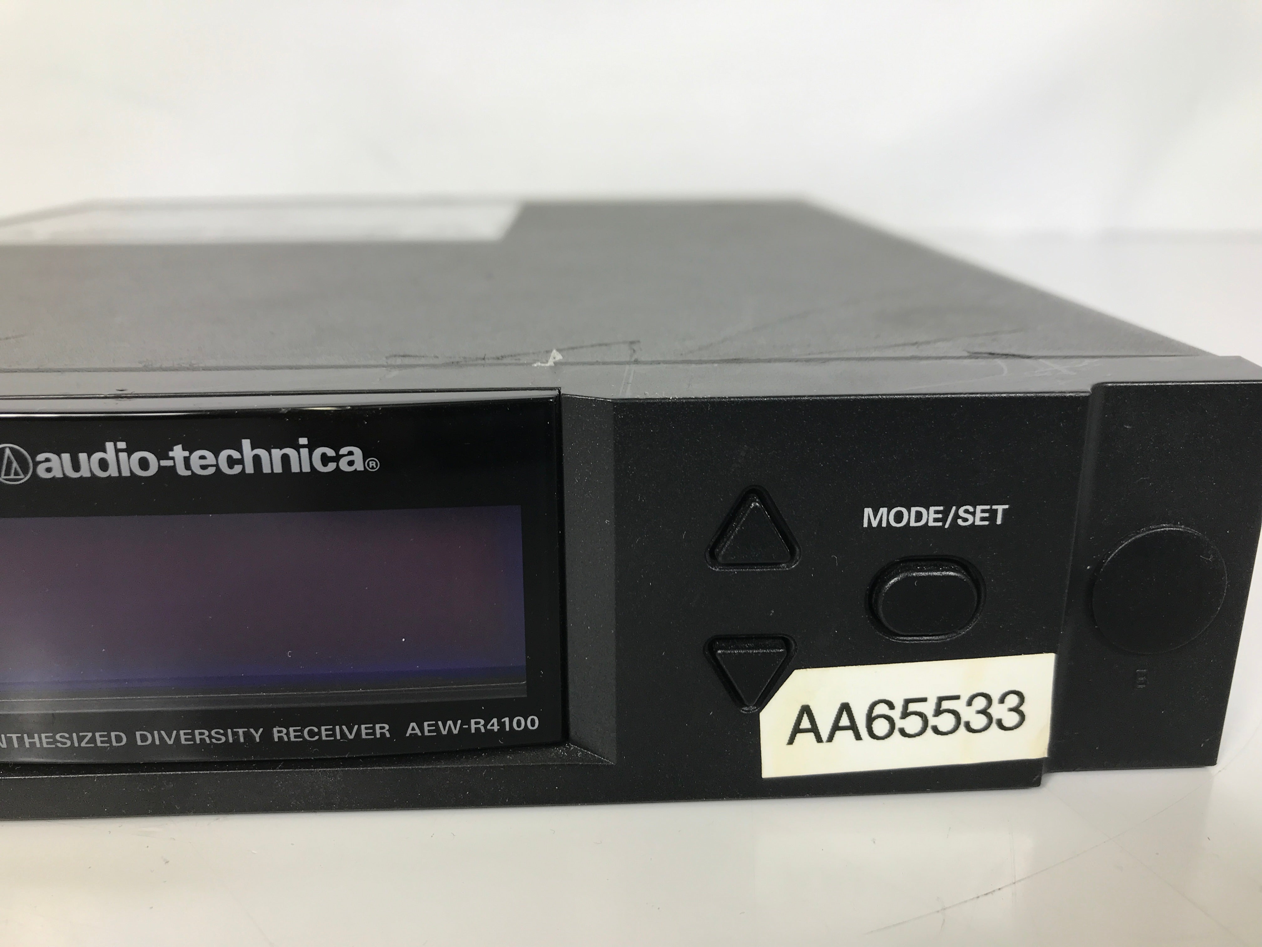Audio-Technica AEW-R4100 UHF Synthesized Diversity Receiver (no antennas)
