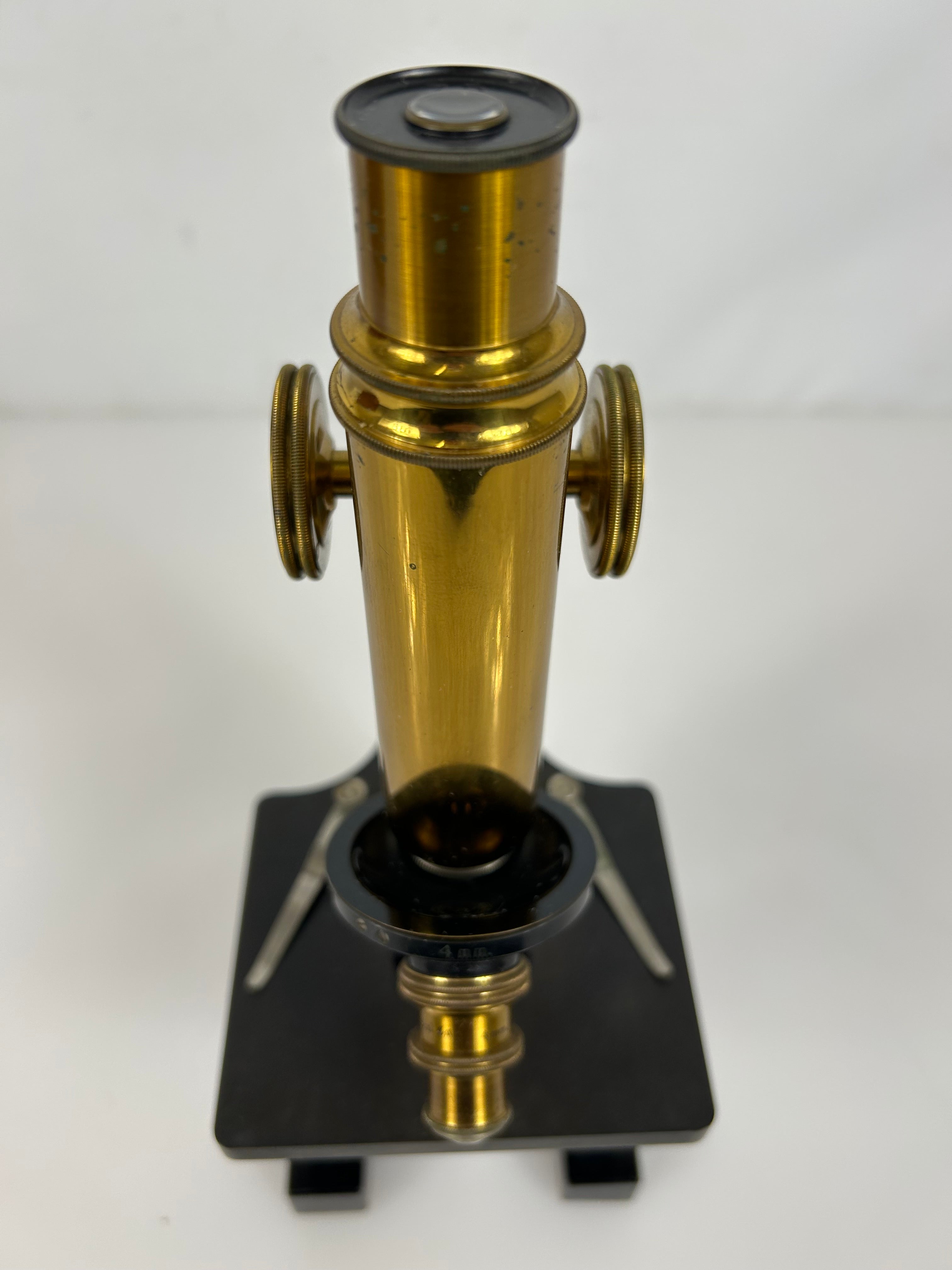 Bausch and Lomb Student Microscope 1929 Model 74964 w/Obj Chart