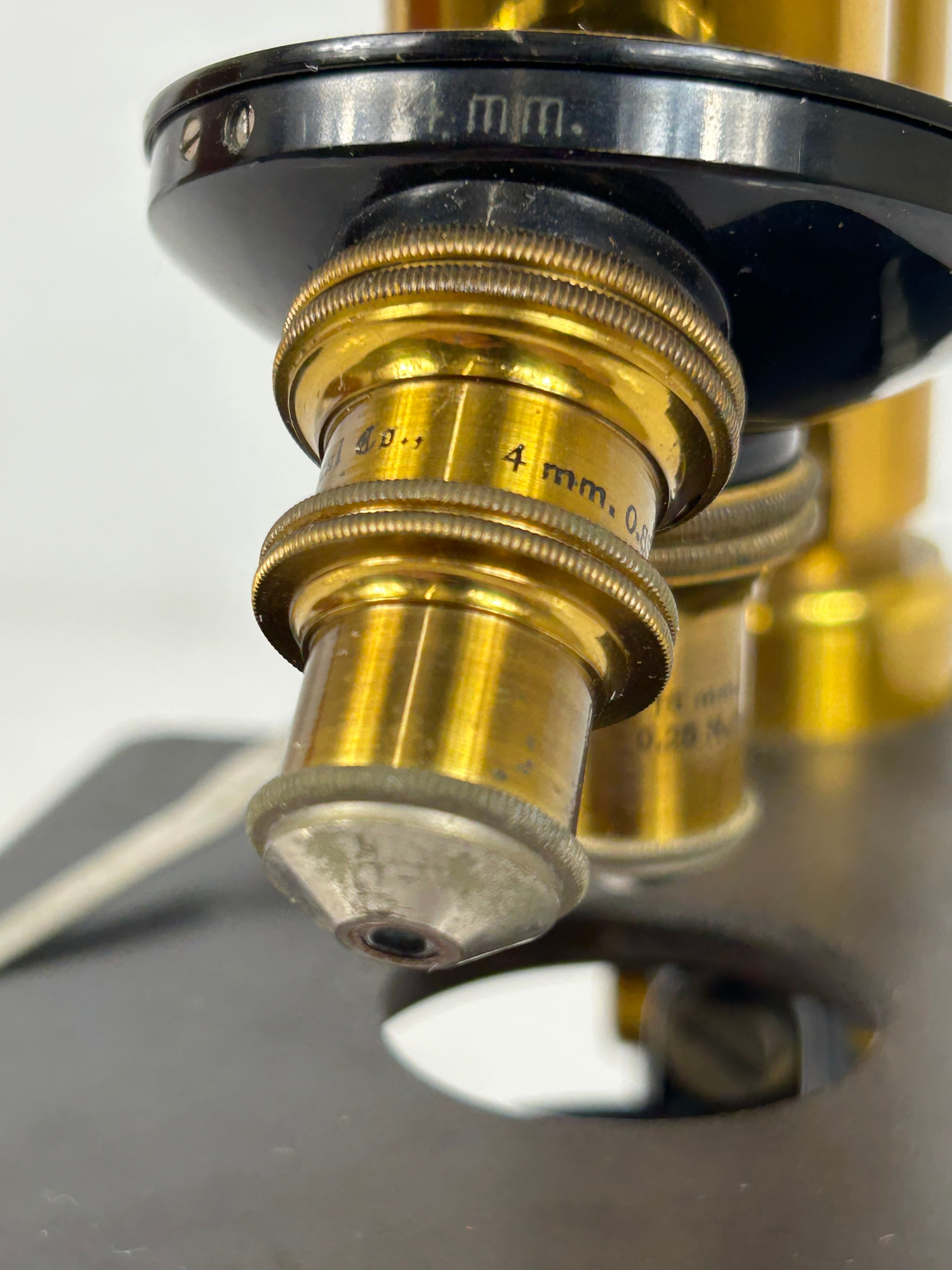 Bausch and Lomb Student Microscope 1929 Model 74964 w/Obj Chart