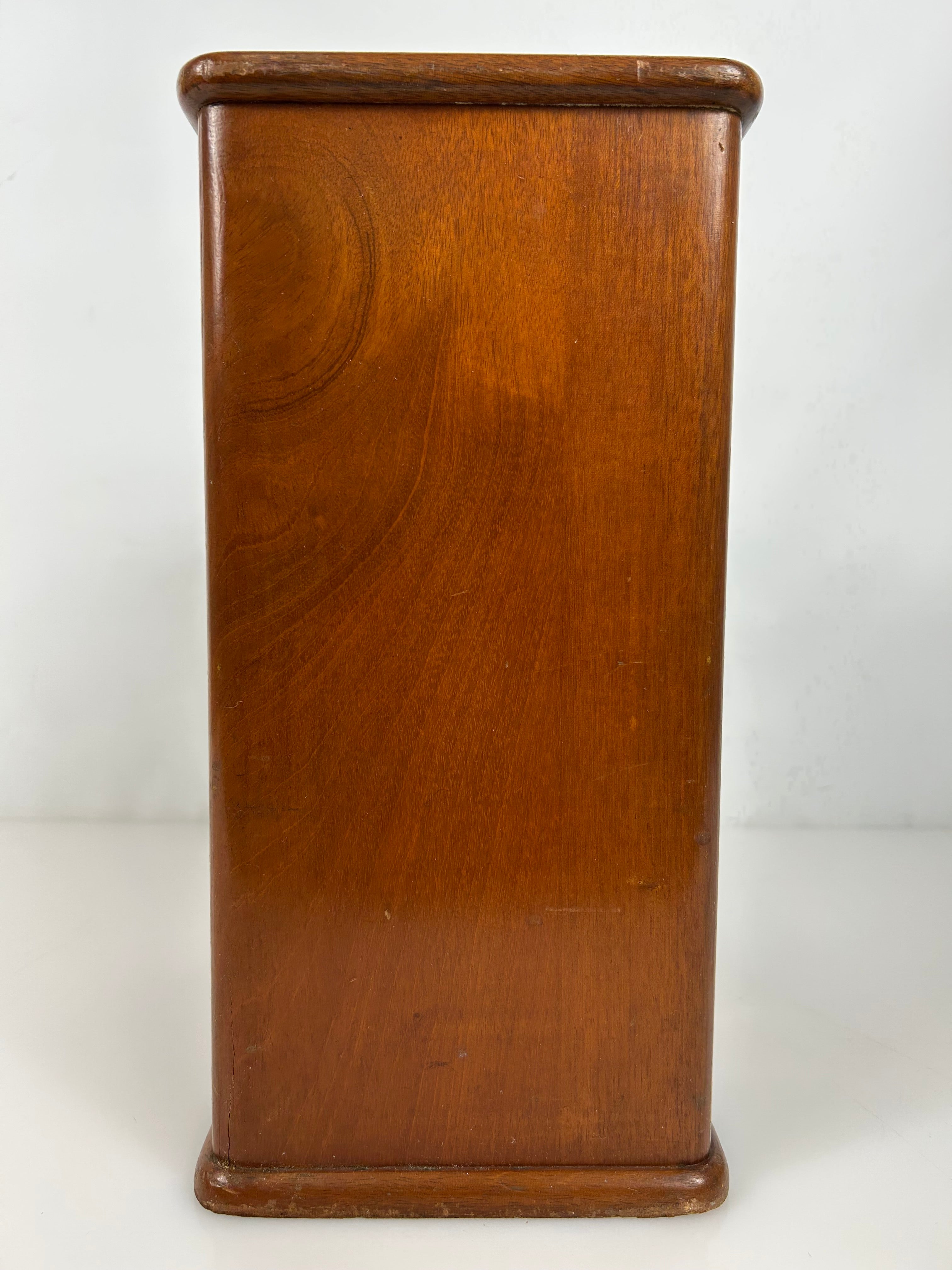 Bausch and Lomb Student Microscope 1929 Model 74964 w/Obj Chart