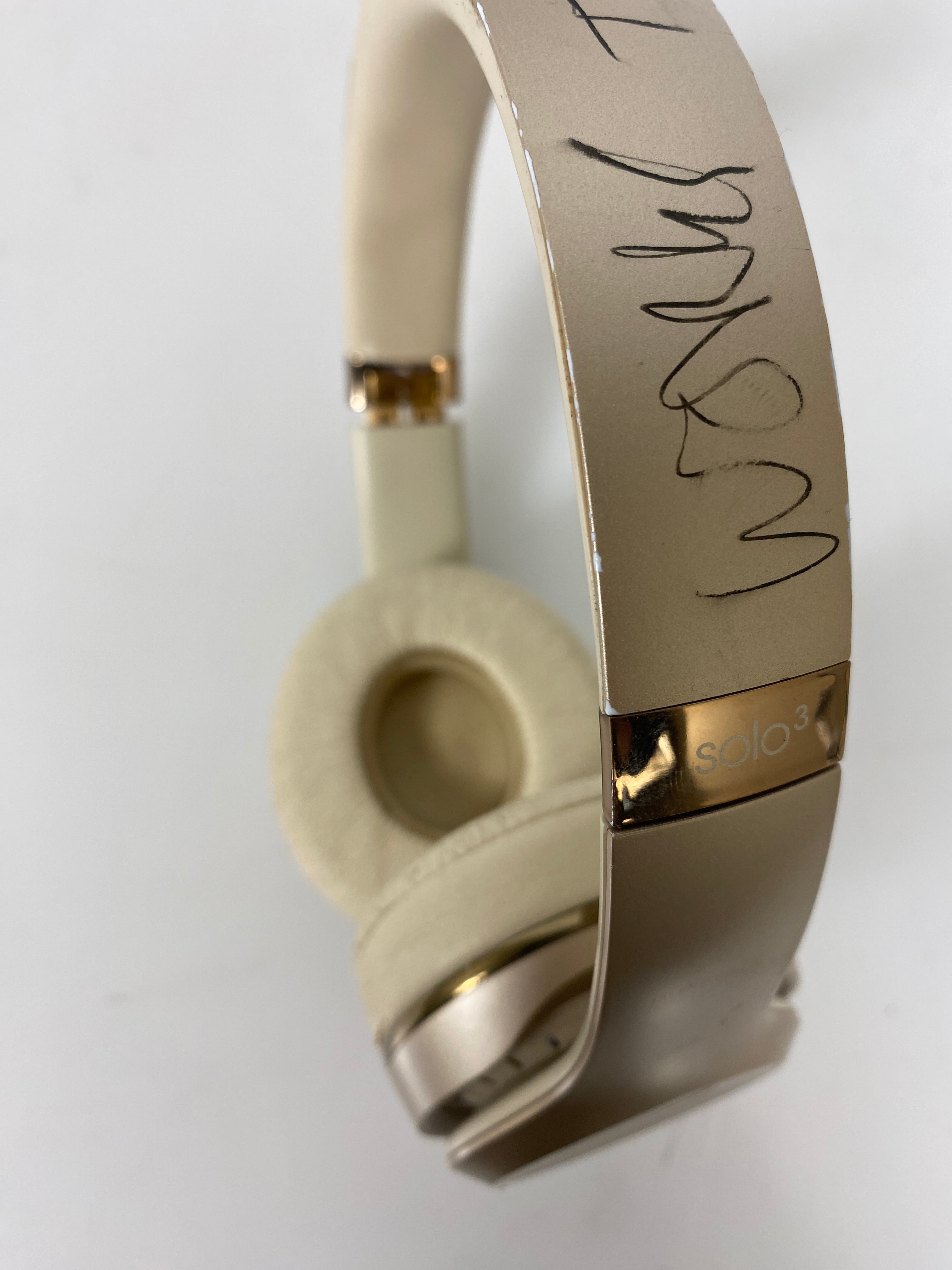 Beats Solo 3 Wireless Headphones - Gold