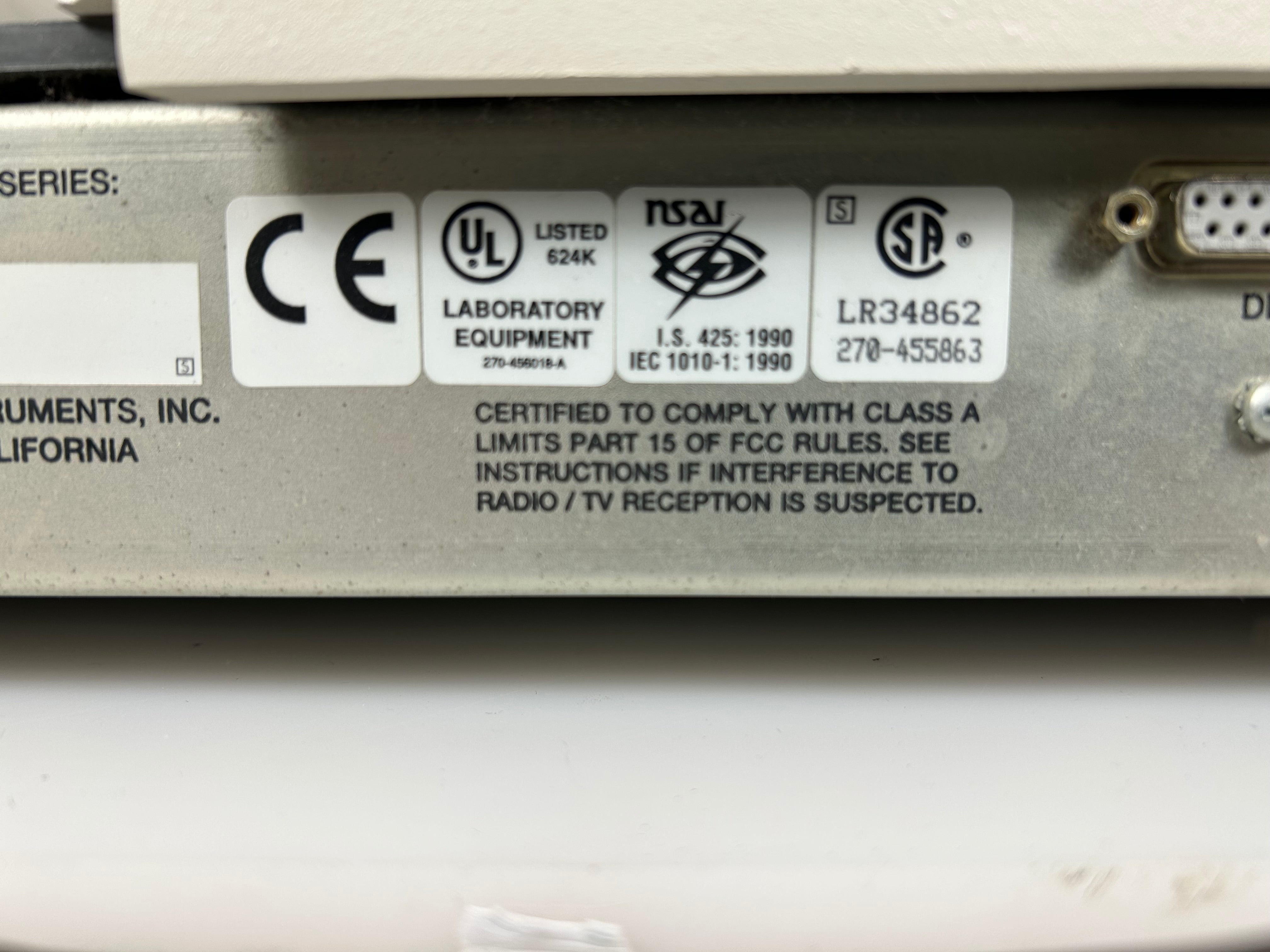 Beckman DU 7400 Spectrophotometer