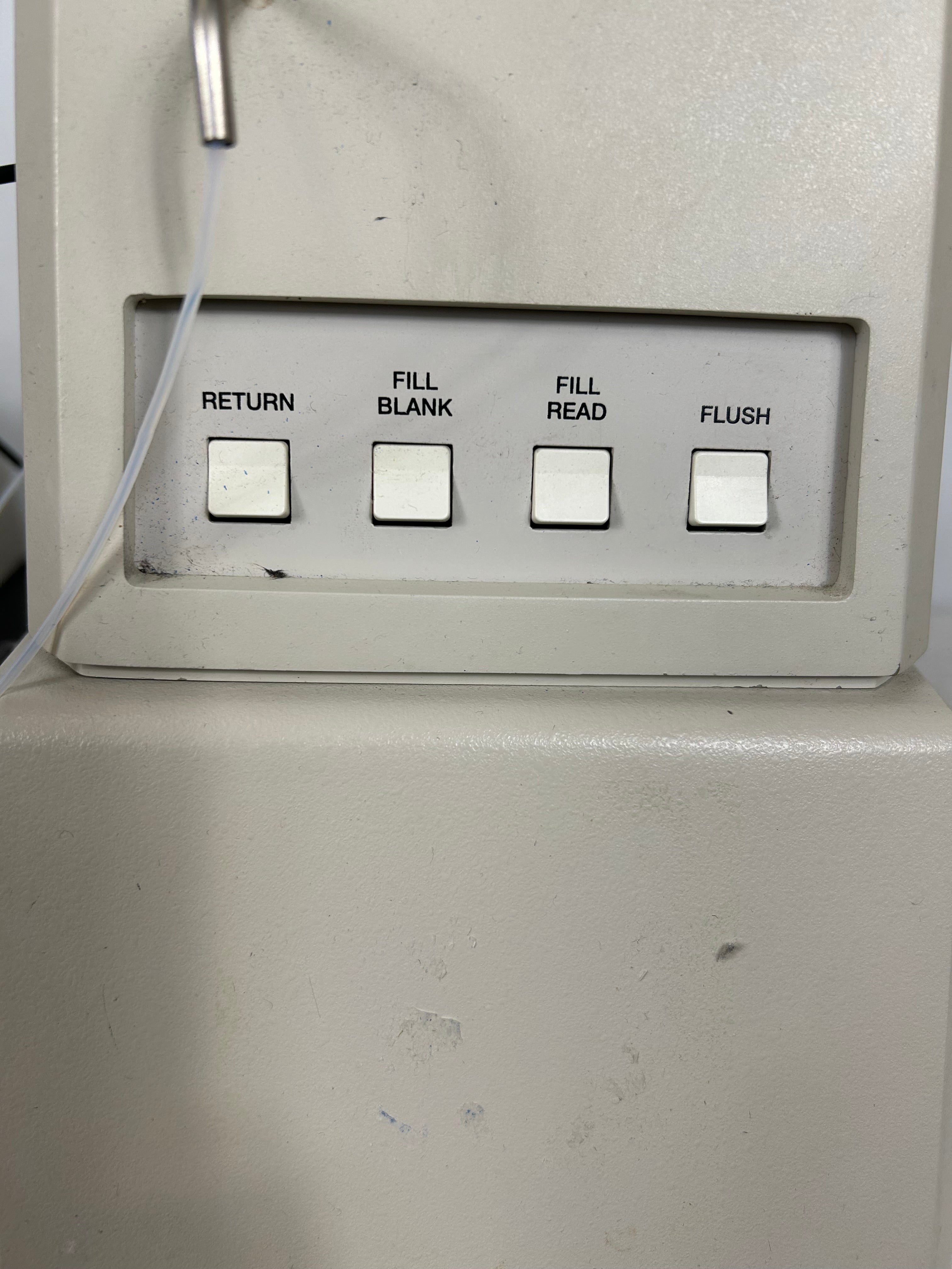 Beckman DU 7400 Spectrophotometer