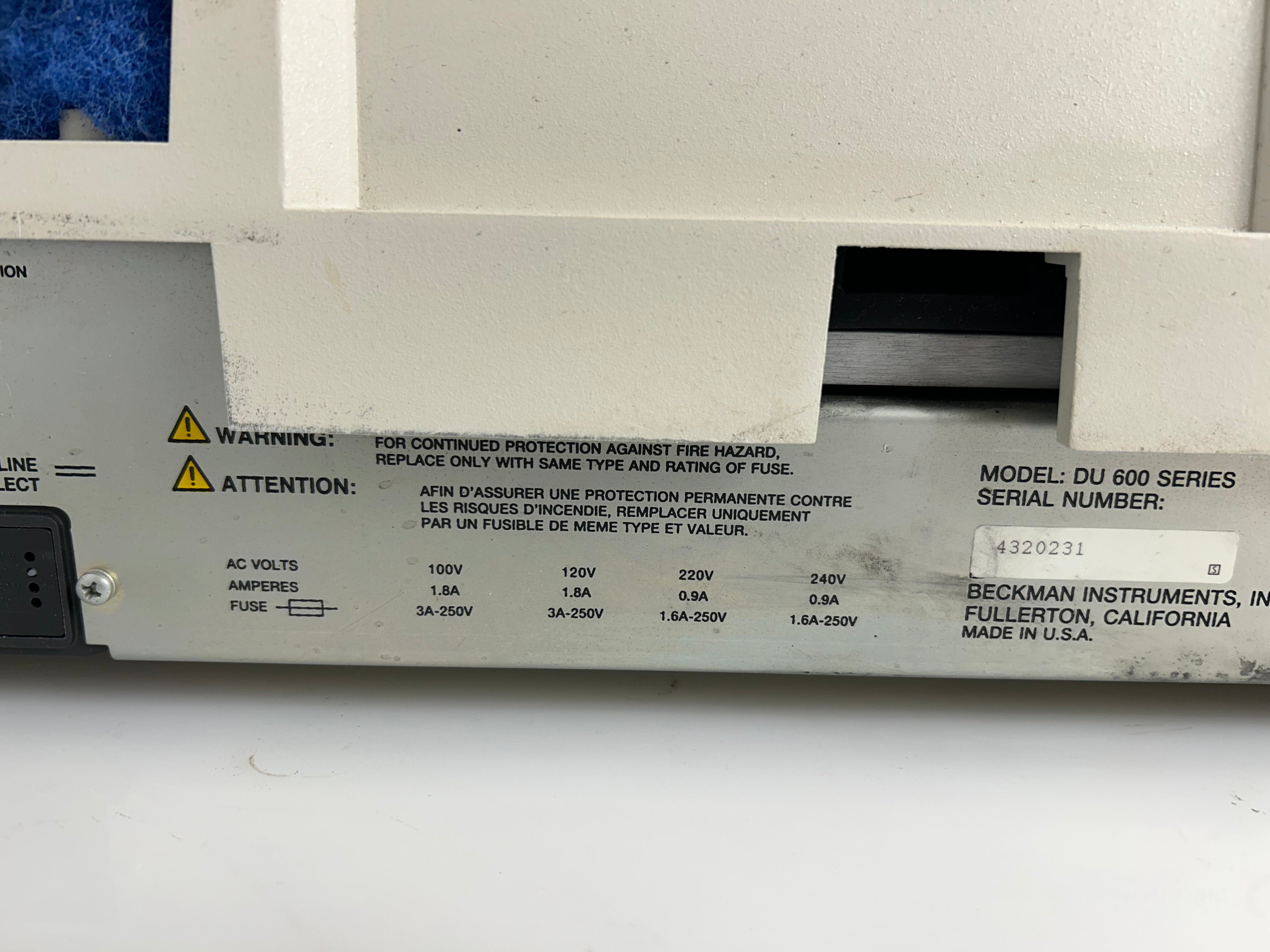 Beckman DU640B Spectrophotometer