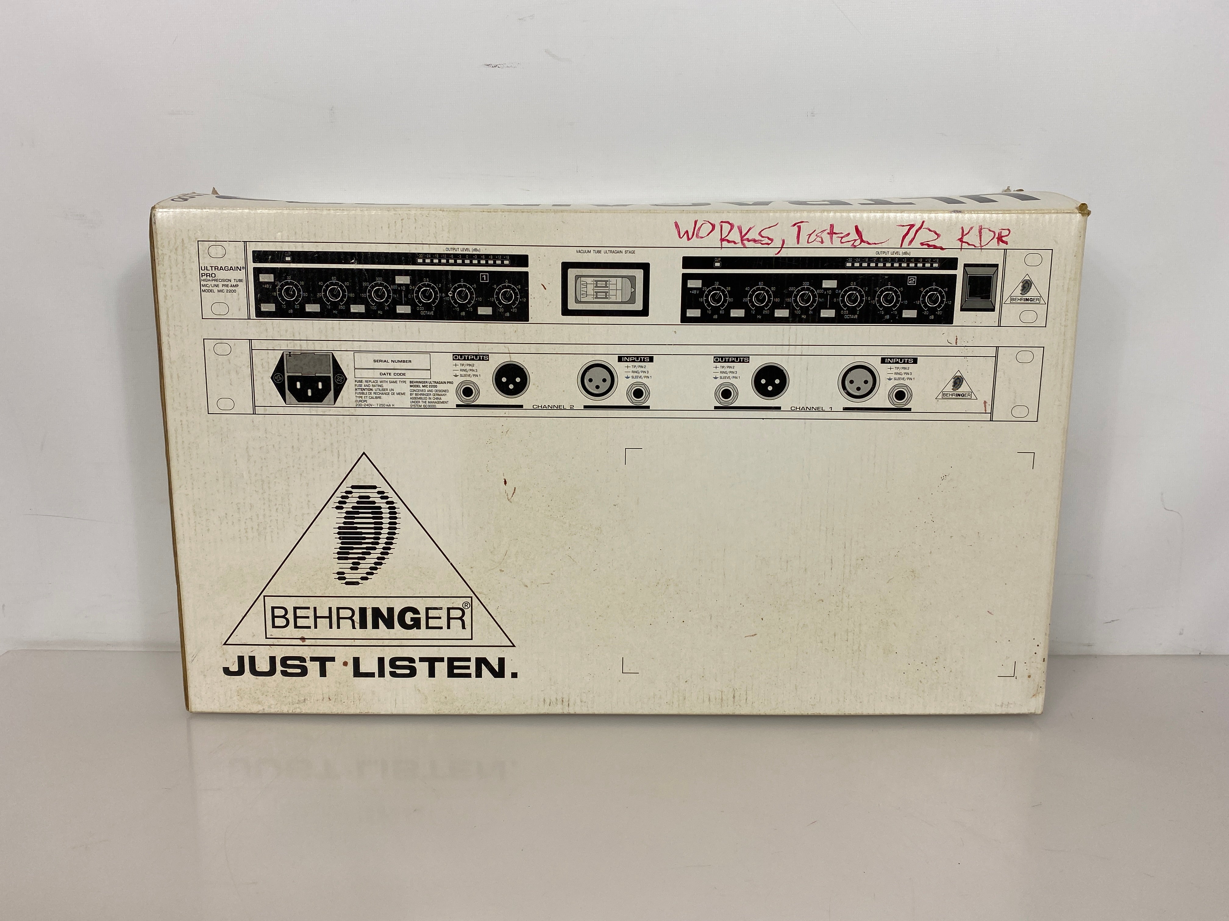 Behringer Ultragain Pro Mic2200 High-Precision Vacuum Tube Microphone/Line Pre-Amplifier