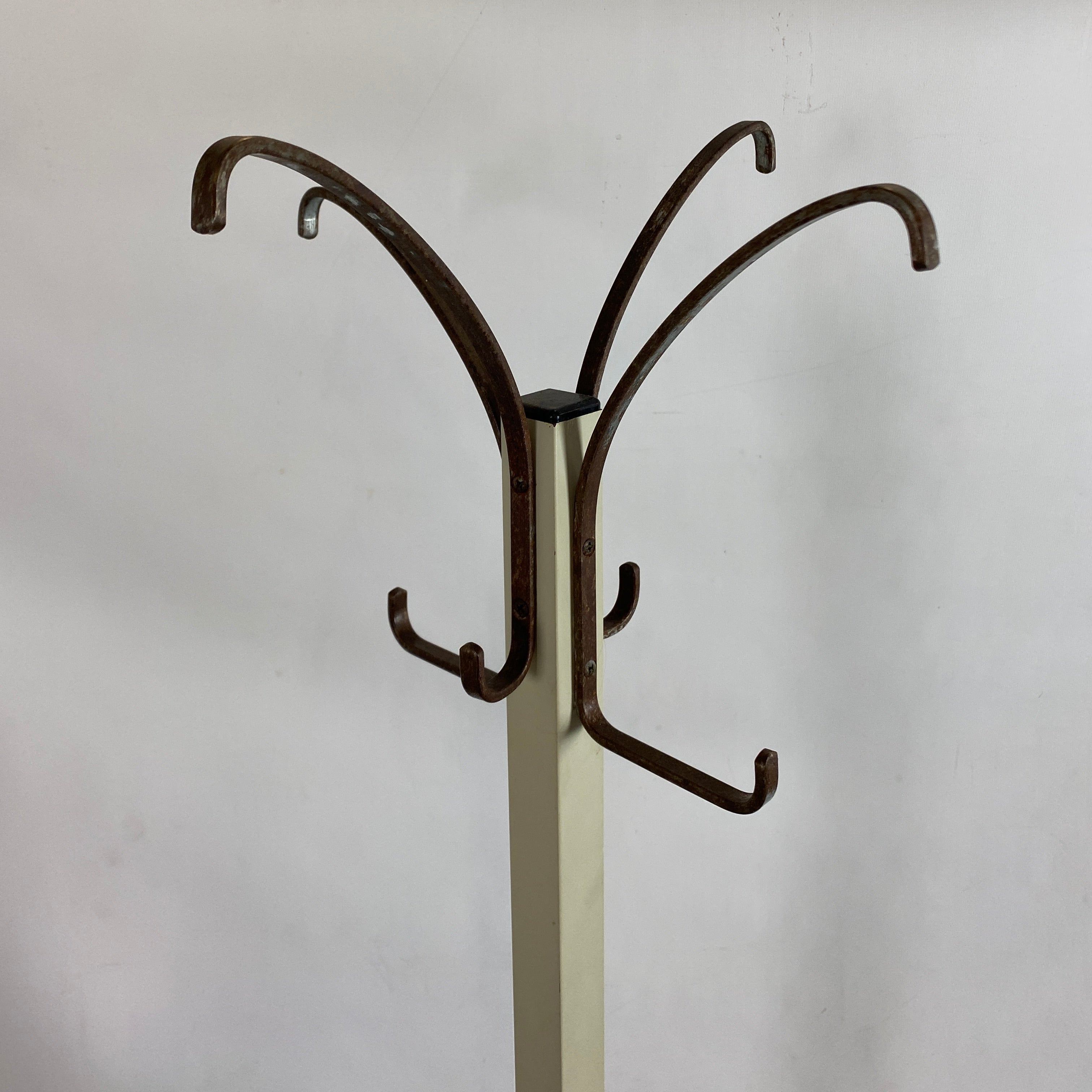Beige Metal Coat Hanger with 8 Hooks