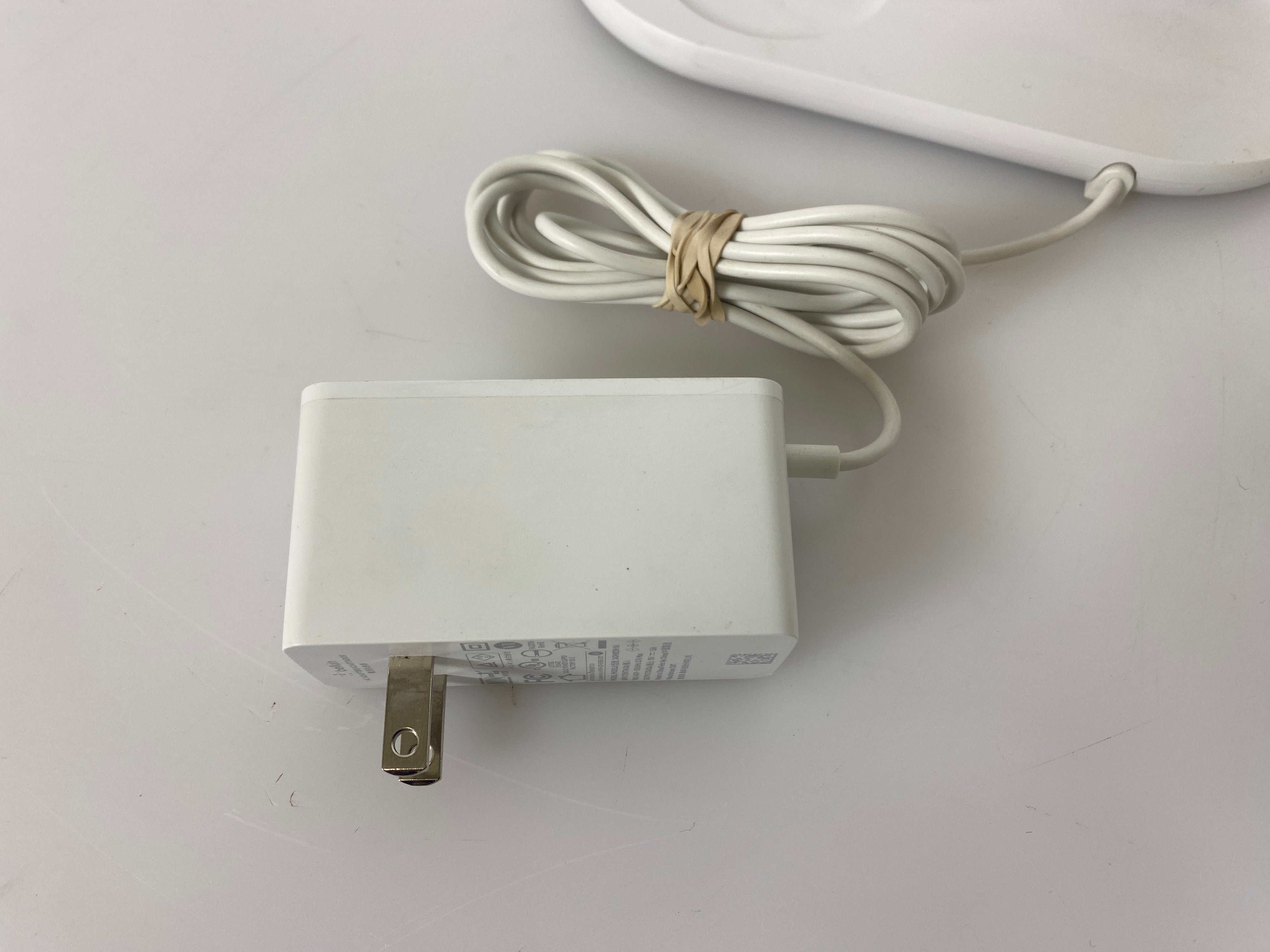 Belkin 3-in-1 WIZ001 BoostCharge Charger Station for Apple