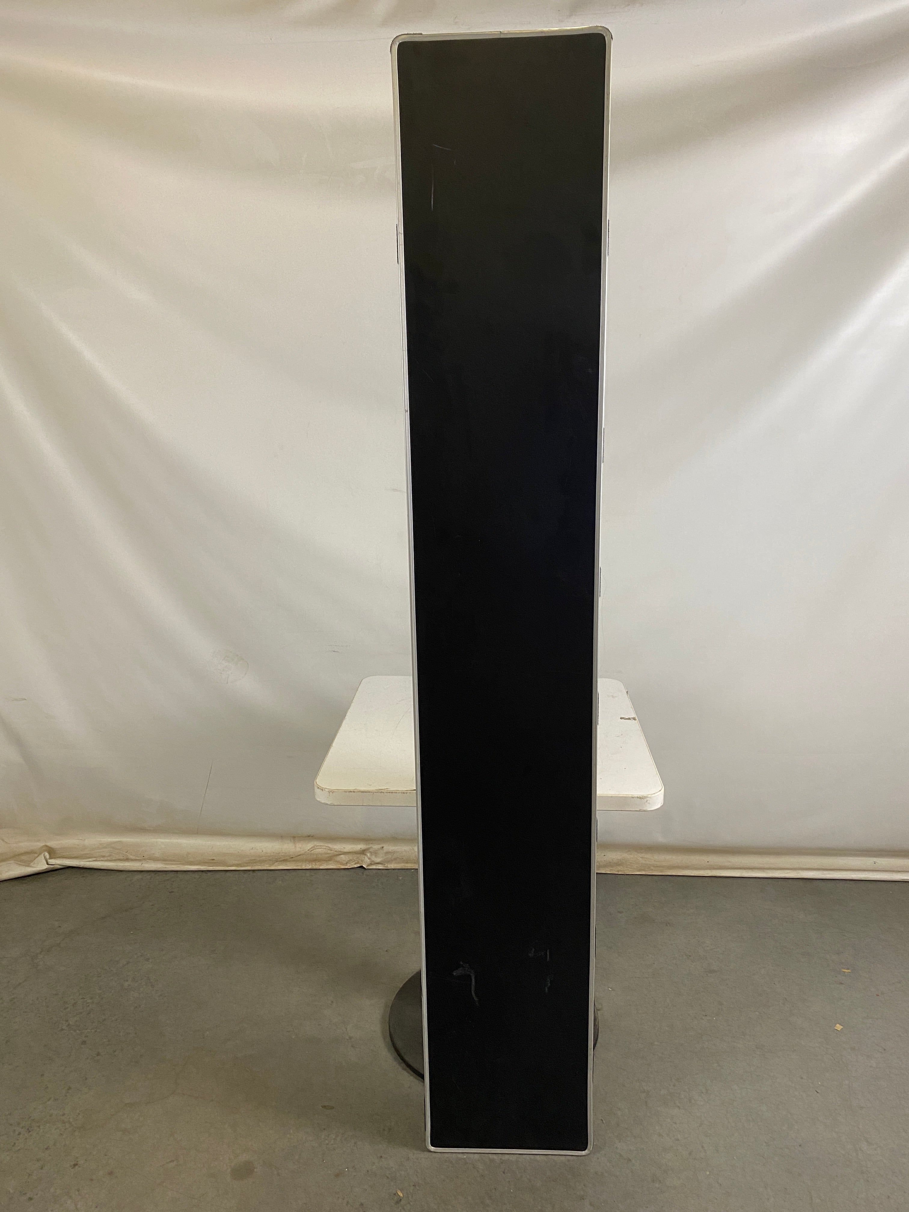 Black Table Riser