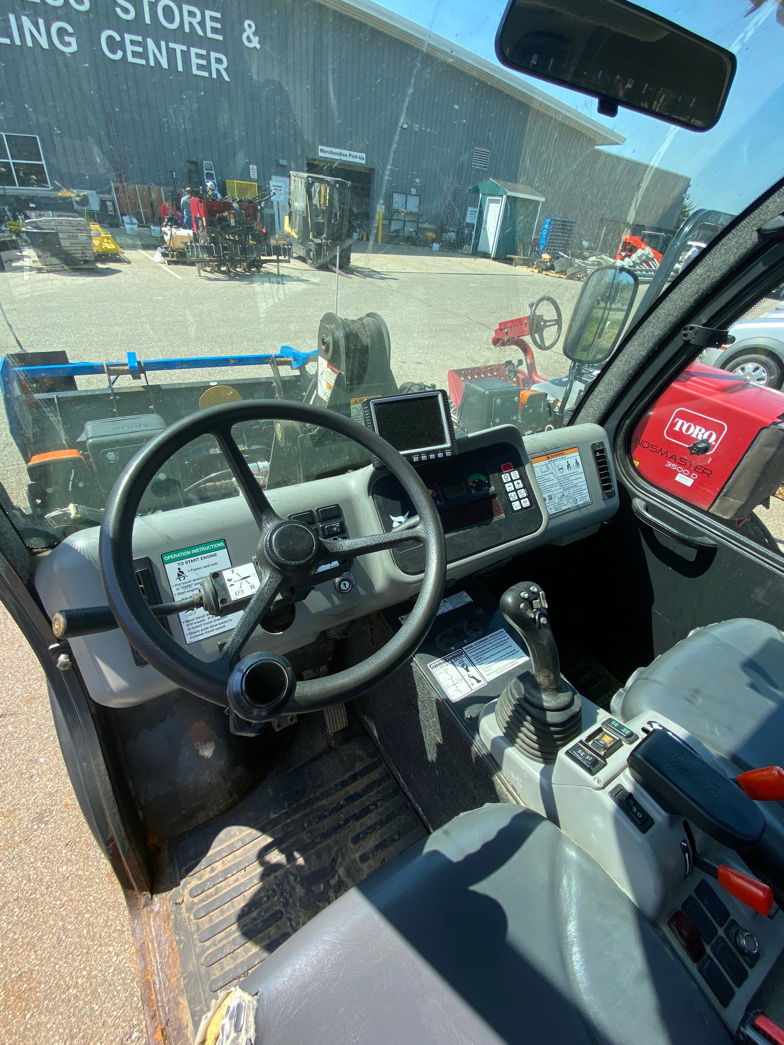 Bobcat Toolcat 5600 Utility Work Vehicle