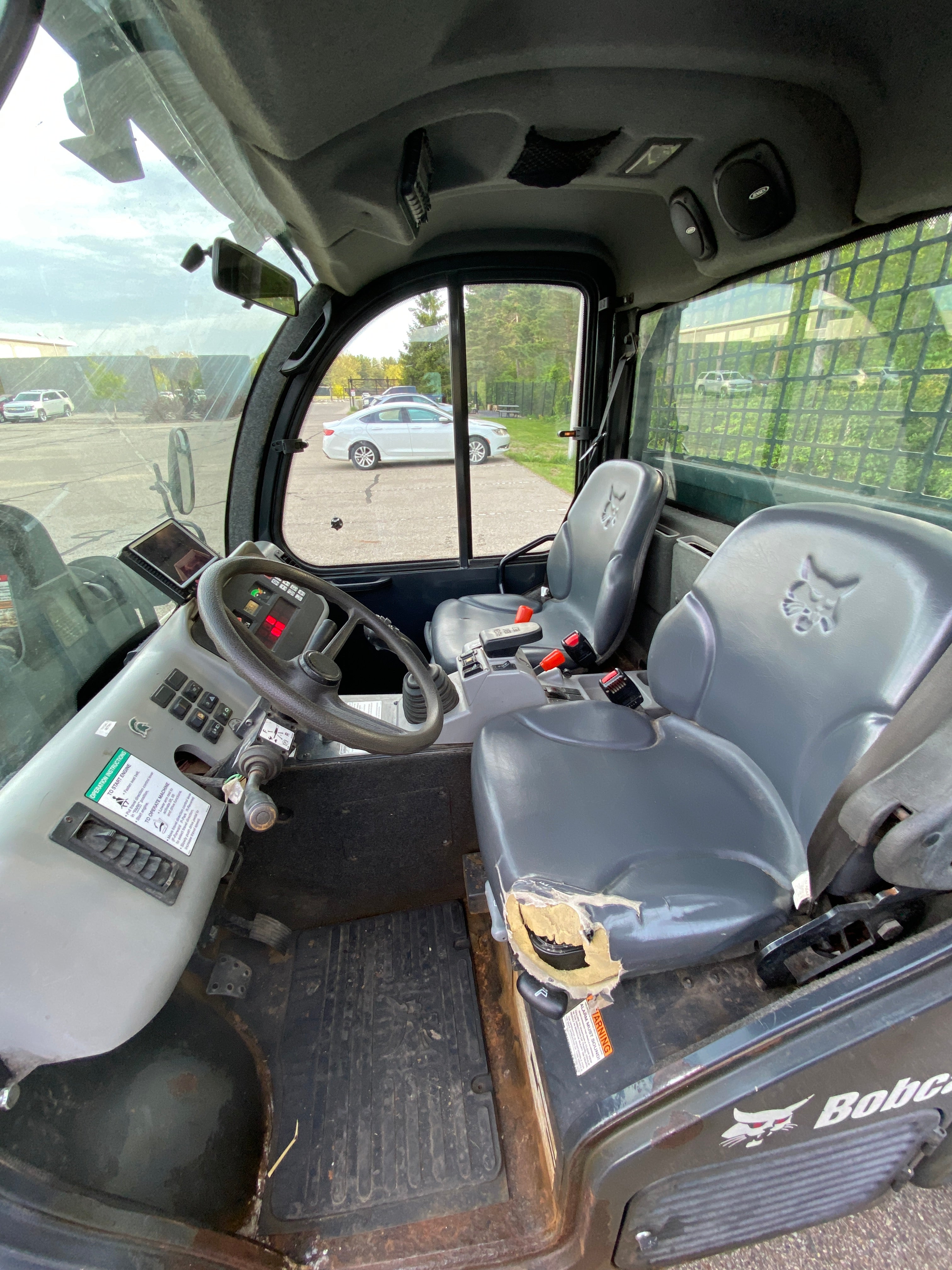 Bobcat Toolcat 5600 Utility Work Vehicle #3