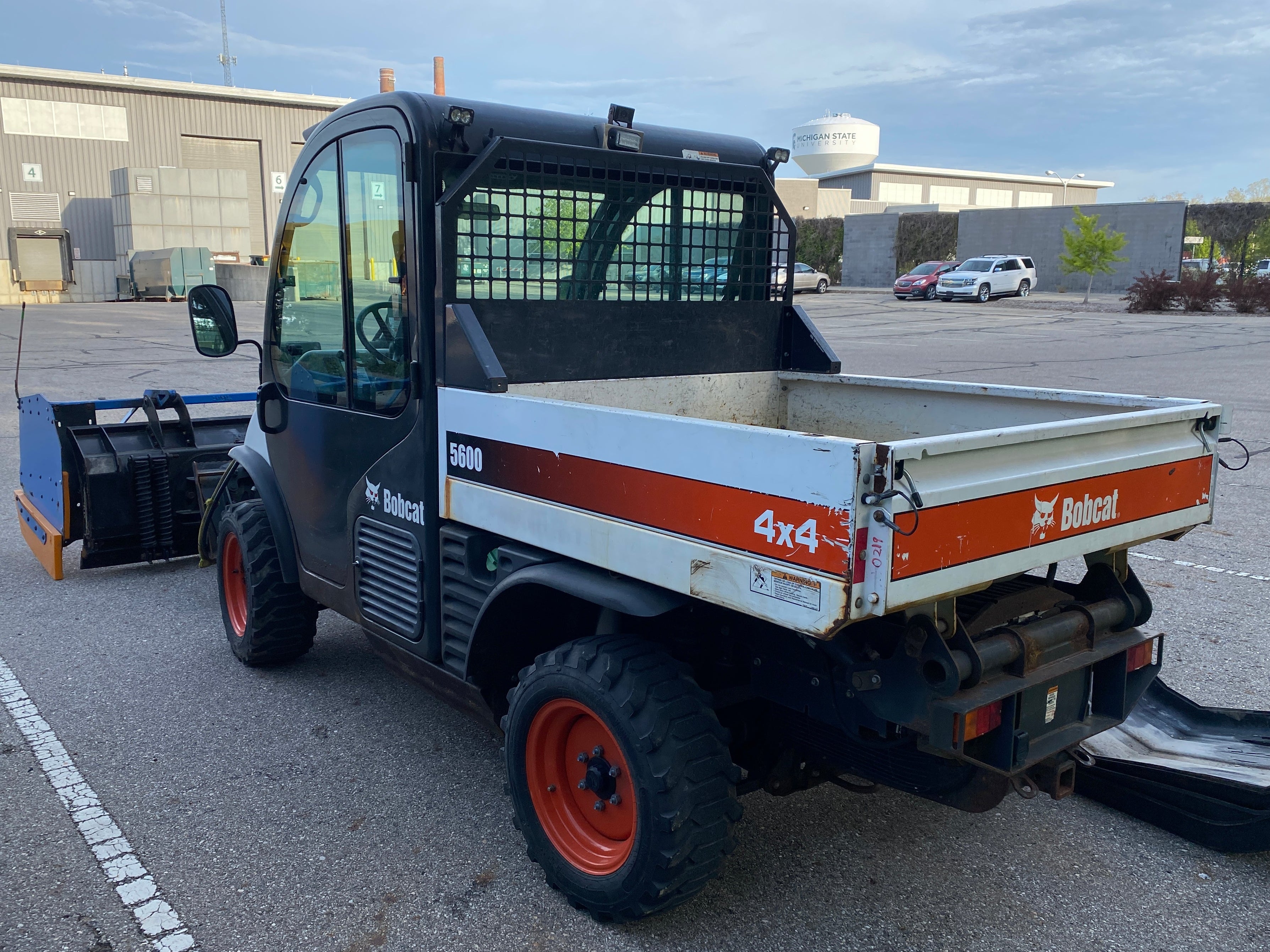 Bobcat Toolcat 5600 Utility Work Vehicle #3