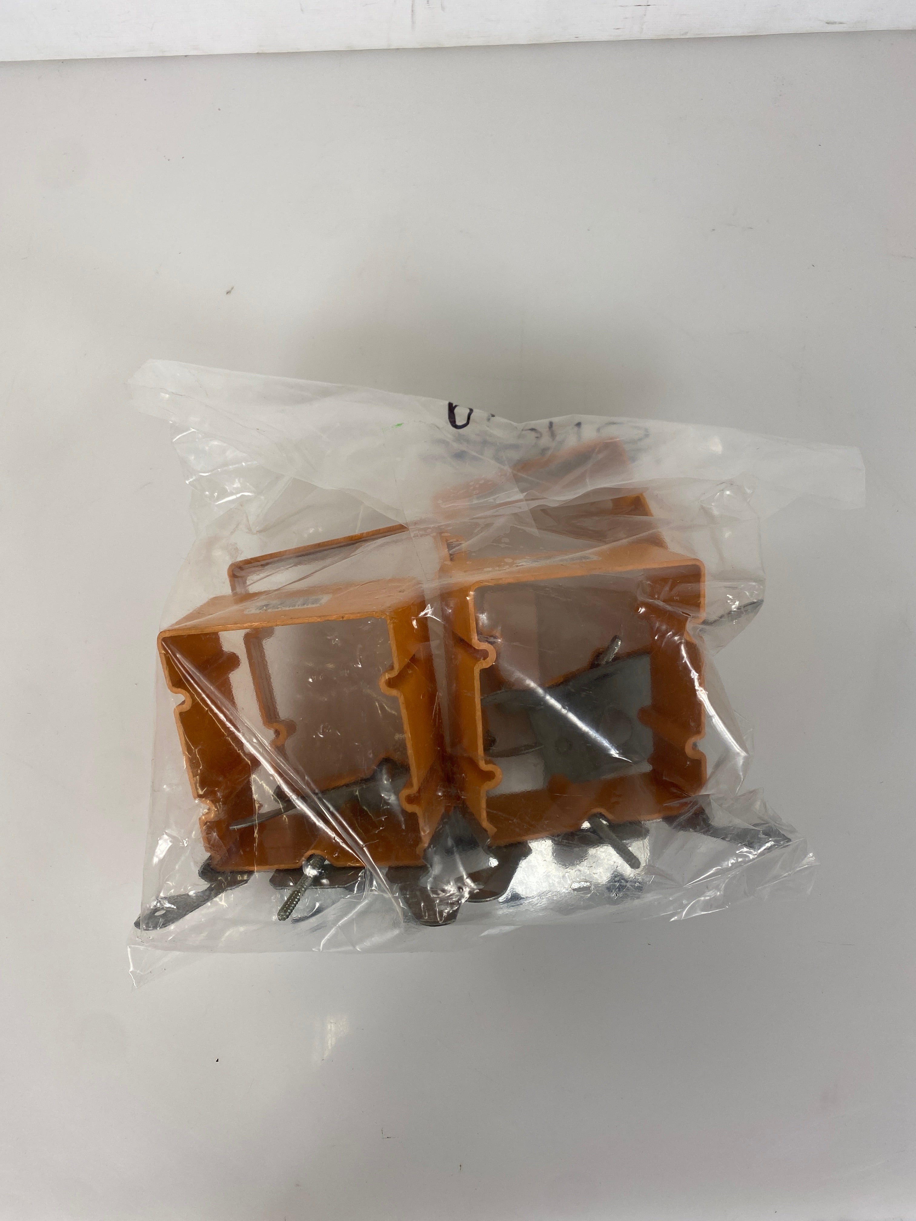 Box Law Volt 2 Gang 25402 Pack of 4