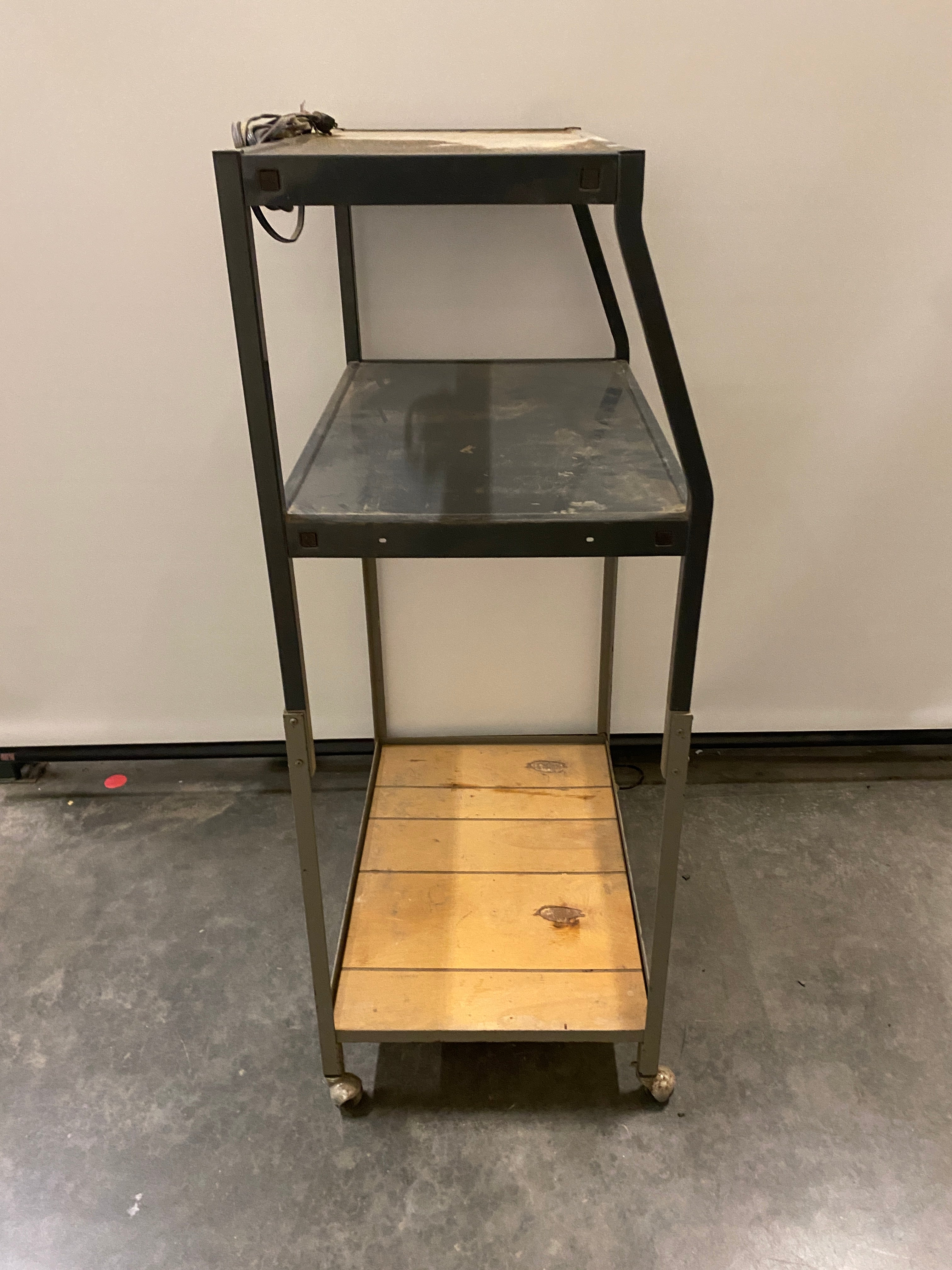Bretford IT Rolling Cart